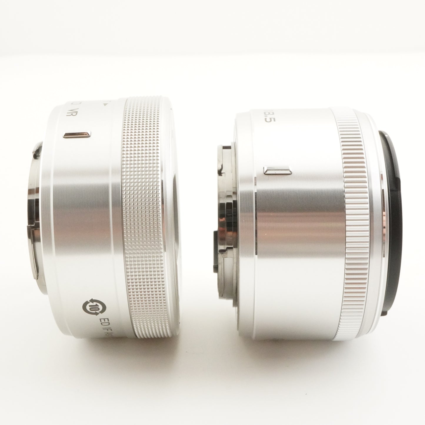 [501 Shots] Nikon 1 J5 Silver +10-30 +18.5mm In Box +8GBmicroSD from Japan #8297