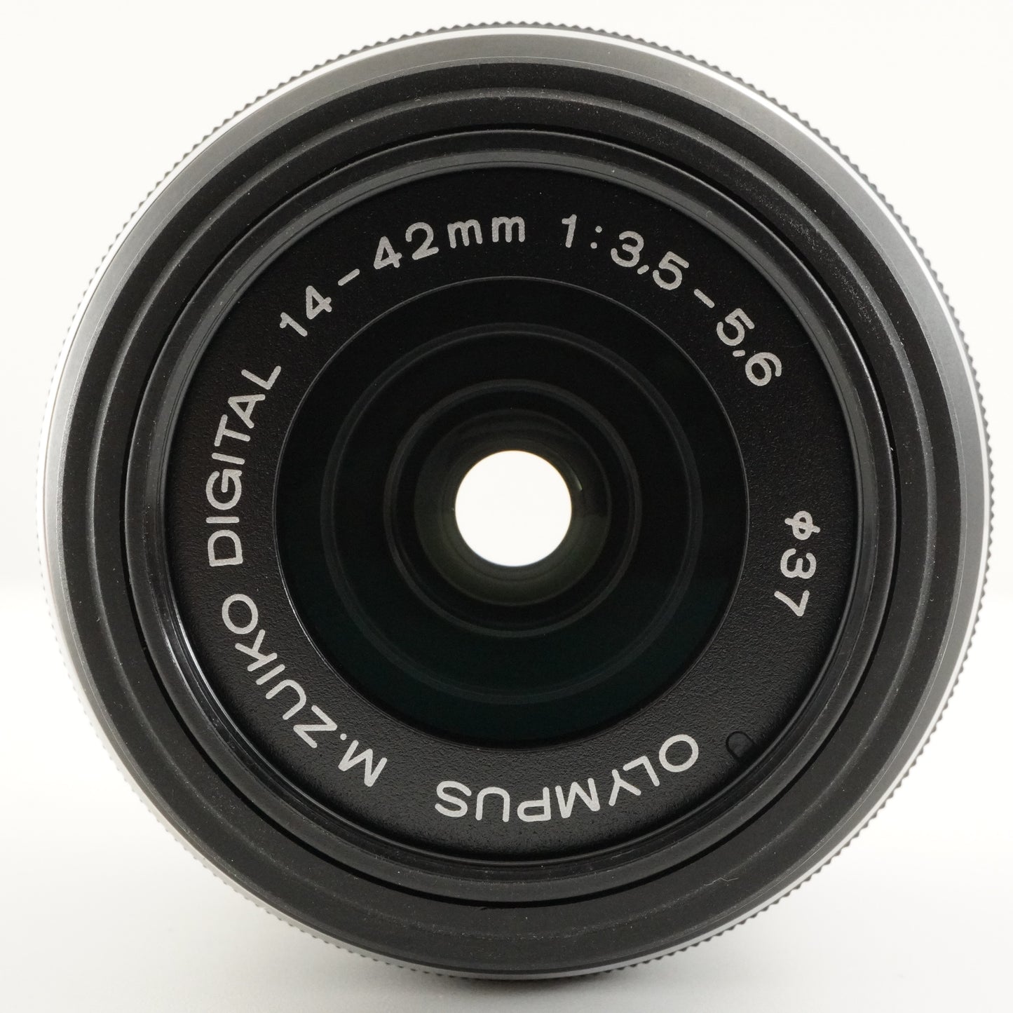 [3,863 Shots] OLYMPUS PEN E-P1 Silver + 14-42mm II R + 4GB SD from Japan #8350