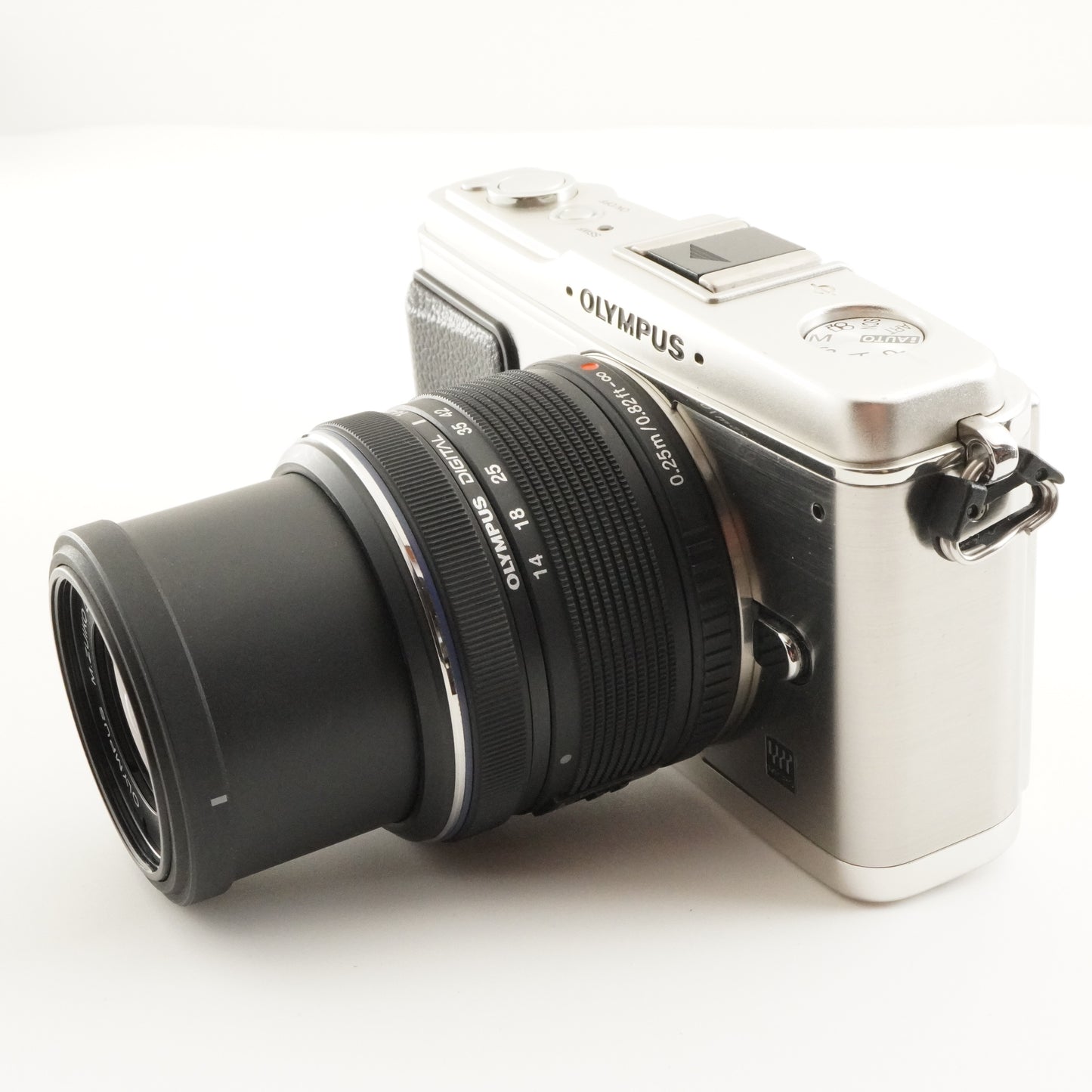 [3,863 Shots] OLYMPUS PEN E-P1 Silver + 14-42mm II R + 4GB SD from Japan #8350