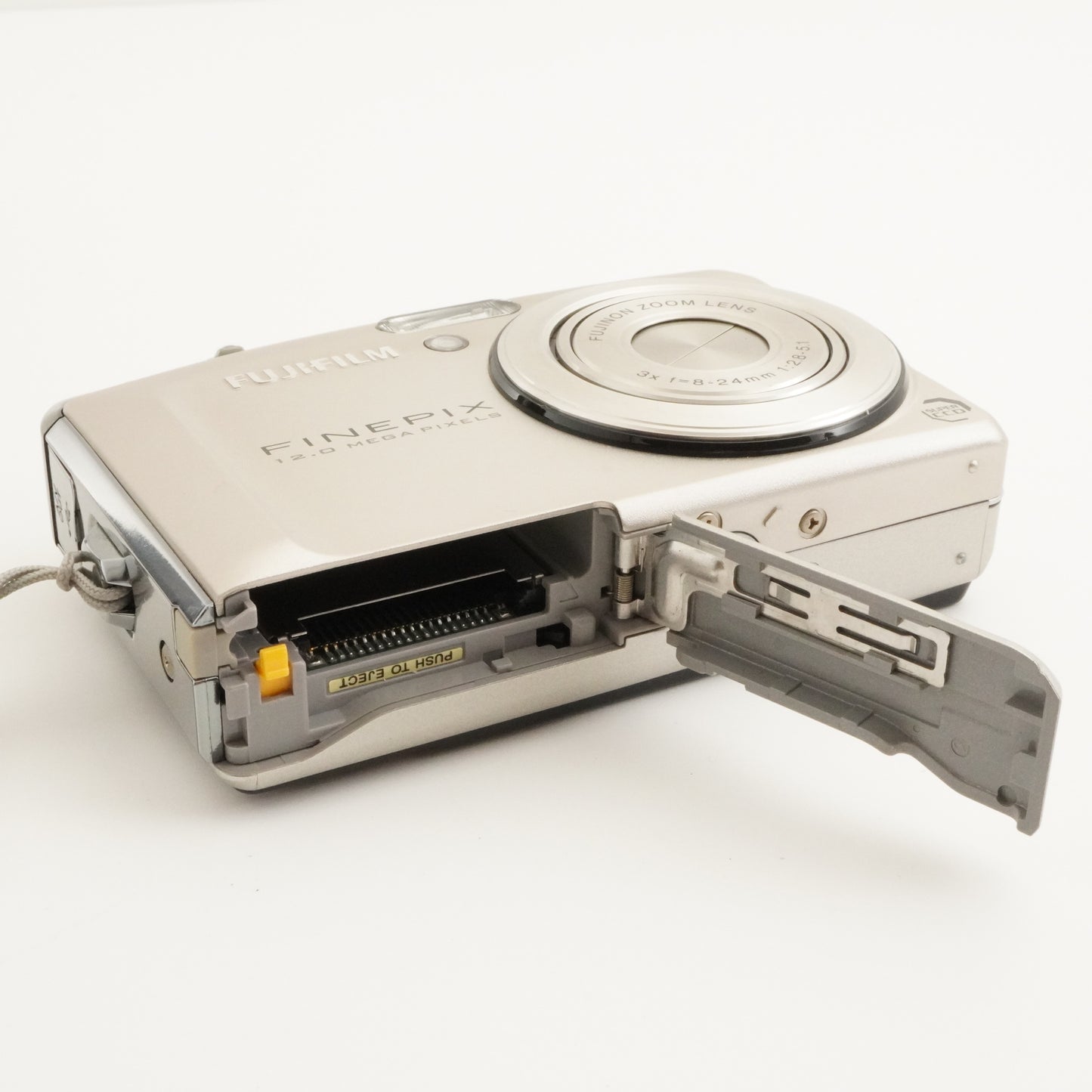 FUJIFILM FinePix F50fd Silver In Box +2GB SDCard Digital Camera from Japan #8368