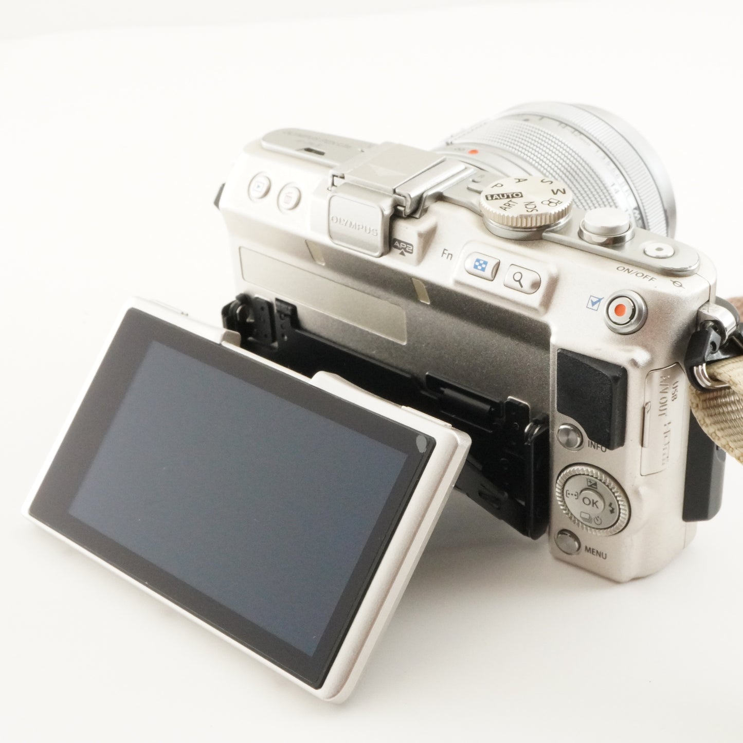 4,032 Shots! OLYMPUS PEN E-PL5 Silver +14-42mm +40-150mm +8GBSD from Japan #8384