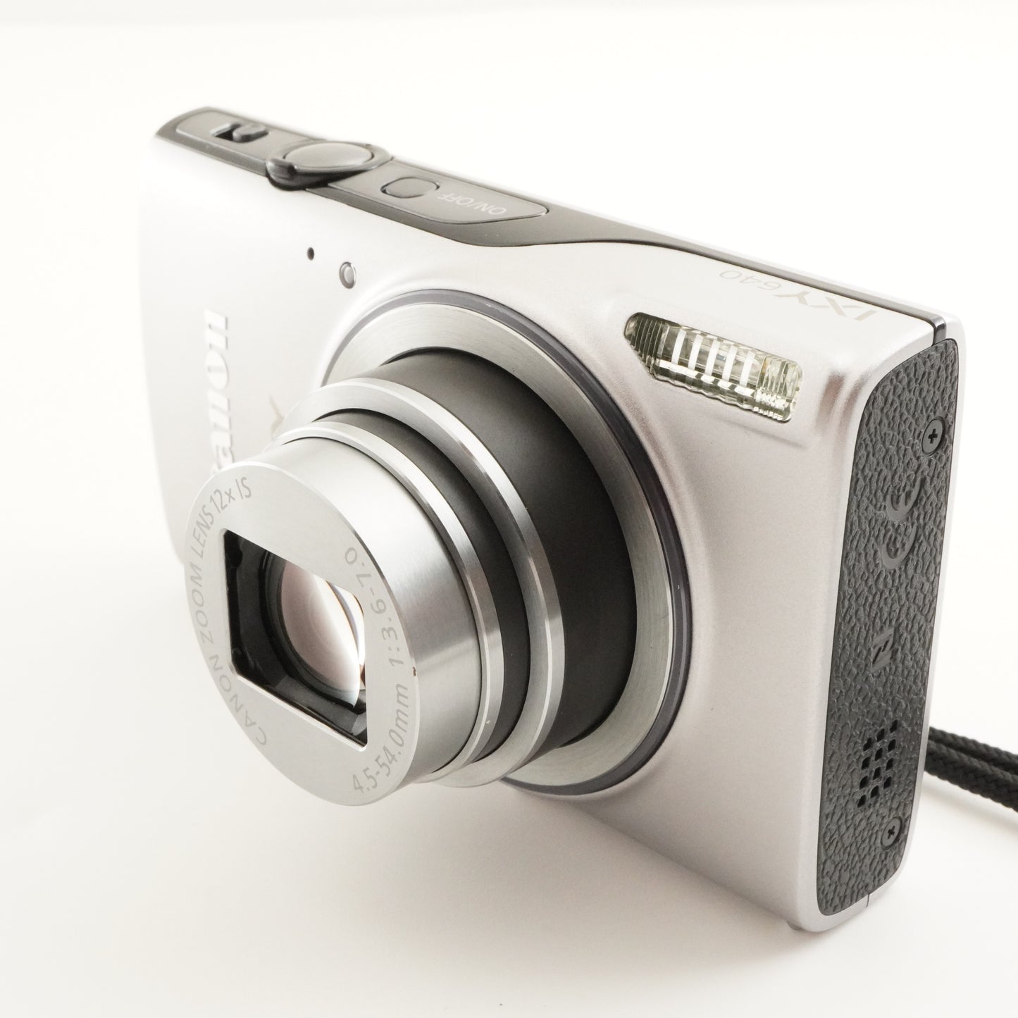 Canon IXY 640 Silver With 4GB SDHC Card Digital Camera from Japan #8433