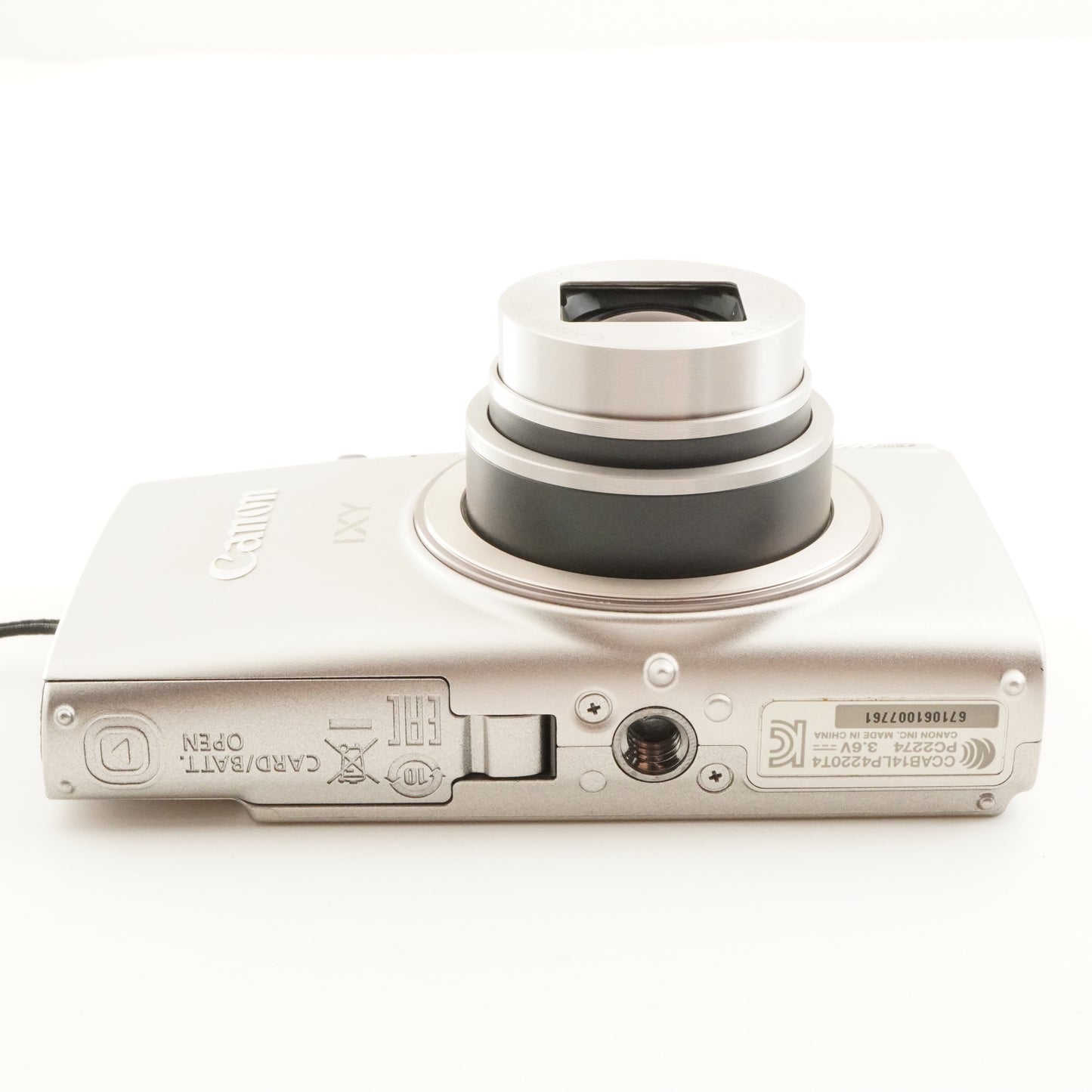 Canon IXY 650 Silver With 4GB SDHC Card Digital Camera from Japan #8439