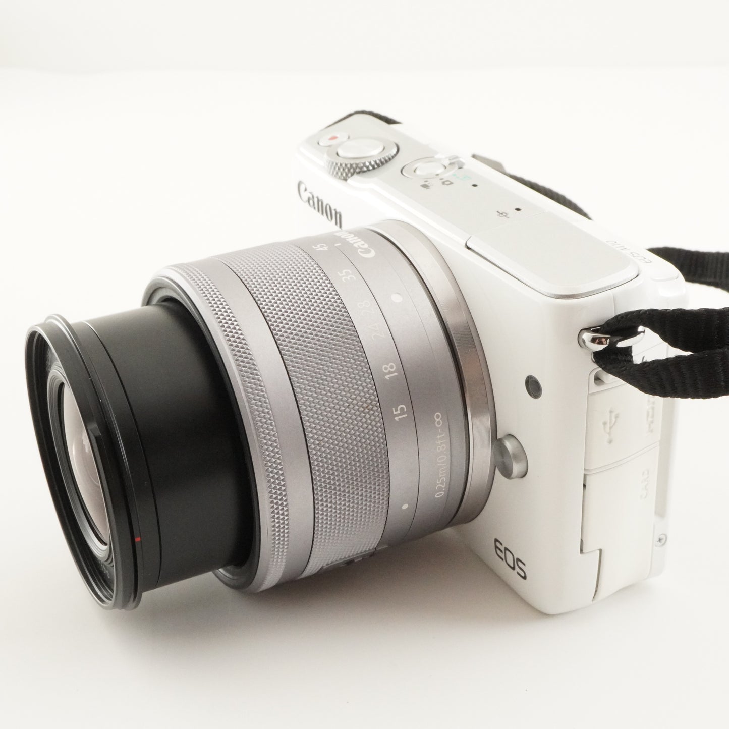 Canon EOS M10 White +EF-M 15-45mm F3.5-6.3 IS STM +4GB SDHCCard from Japan #8545