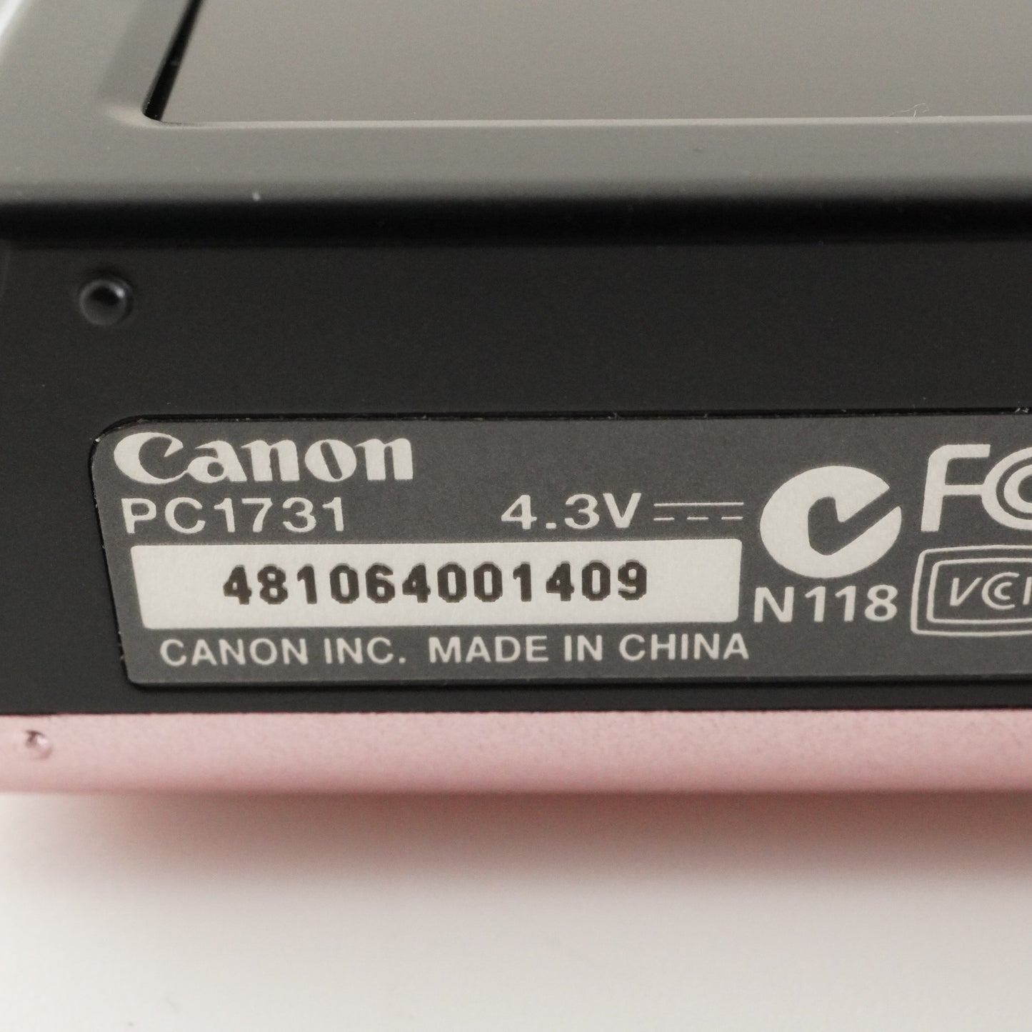 Canon PowerShot A2400 IS Pink With 4GB SDHC Card Digital Camera from Japan #8570