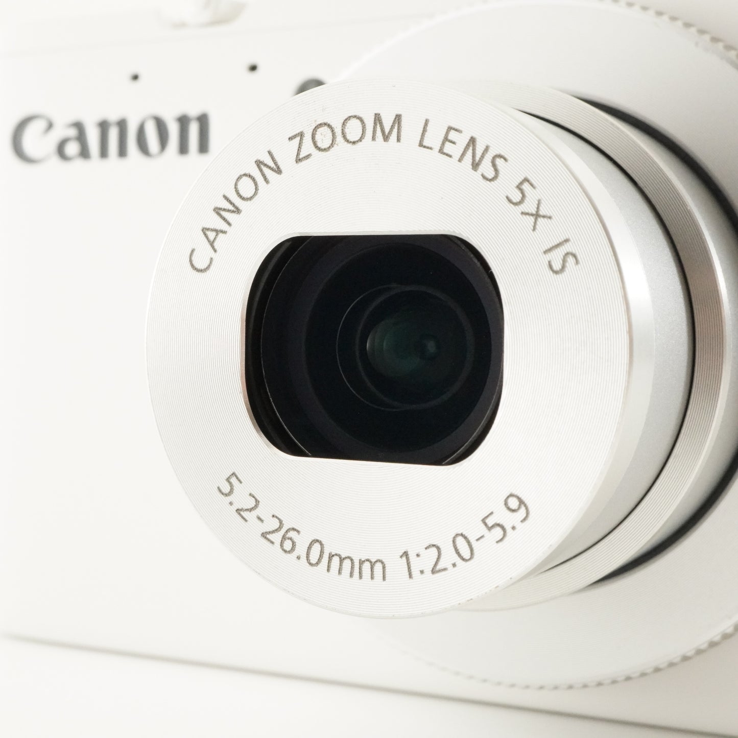 Canon PowerShot S200 White With 4GB SDHC Card Digital Camera from Japan #8571