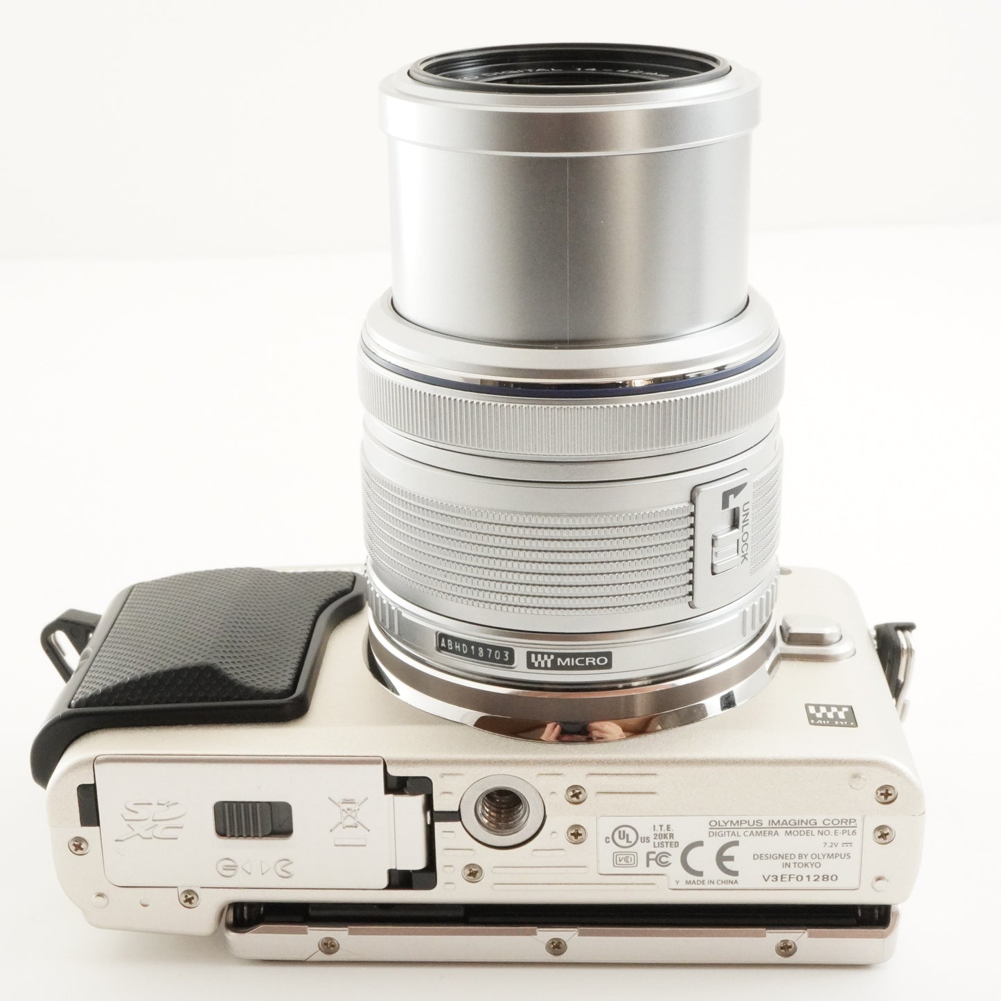 [2,025 Shots] OLYMPUS E-PL6 Silver +14-42mm II R In Box +4GB SD from Japan #8602