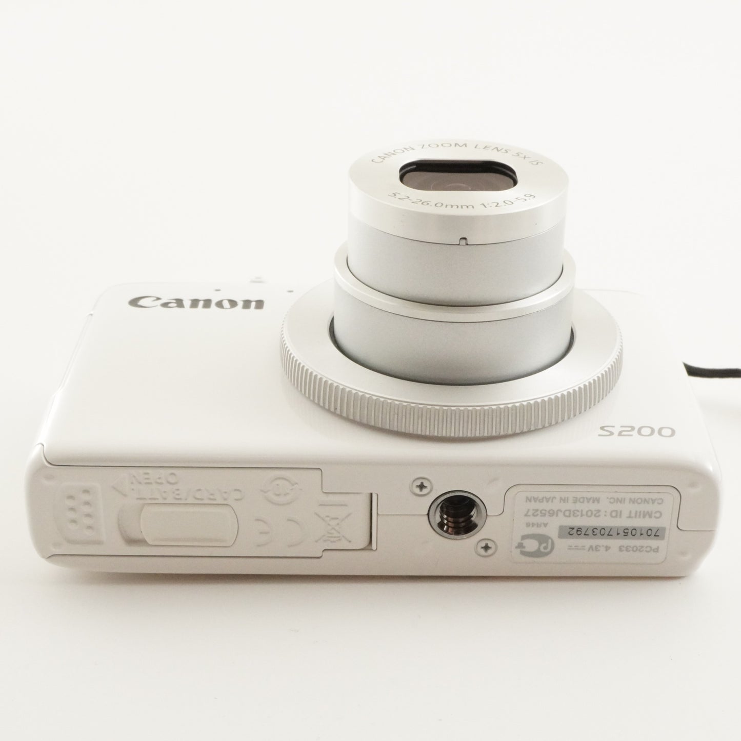 Canon PowerShot S200 White With 4GB SDHC Card Digital Camera from Japan #8684