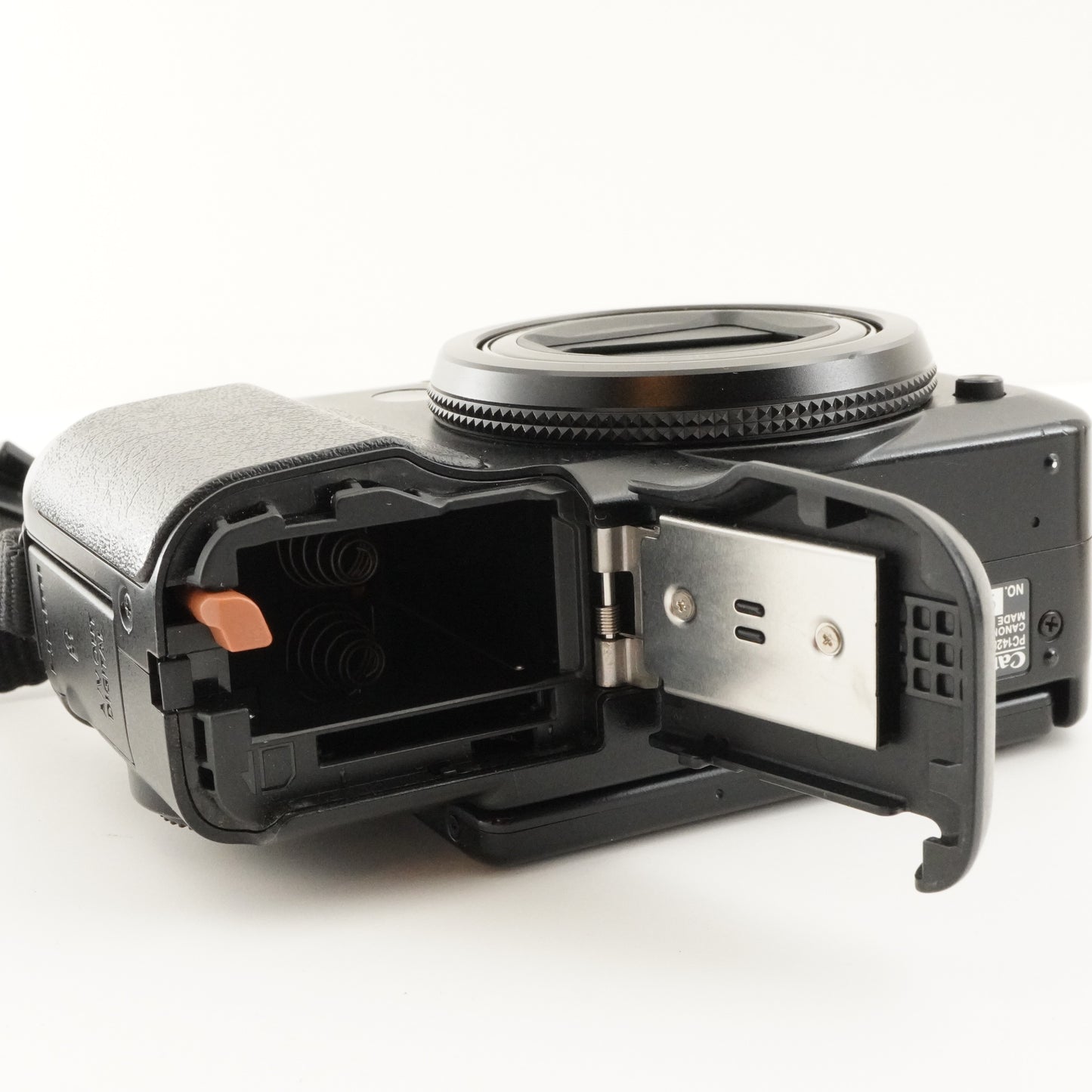 Canon PowerShot G11 In Box With 4GB SDHC Card Digital Camera from Japan #8703