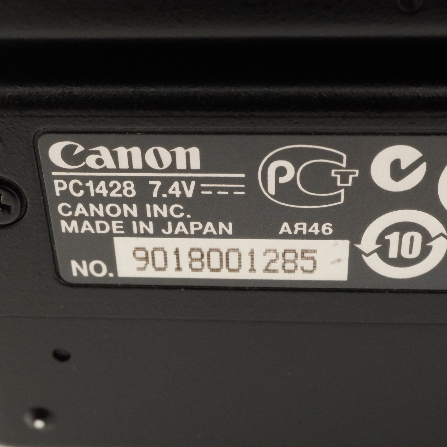 Canon PowerShot G11 In Box With 4GB SDHC Card Digital Camera from Japan #8703