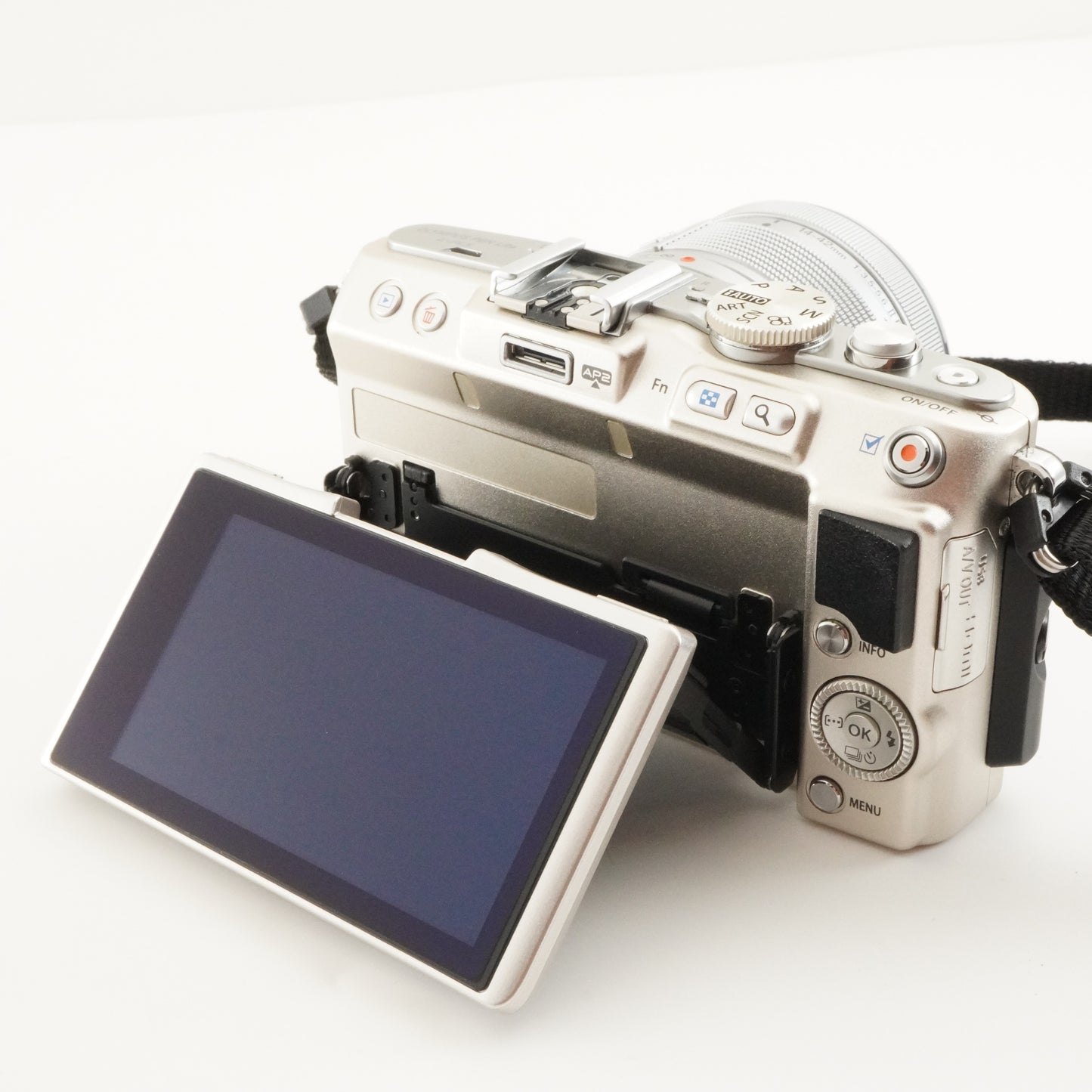 [3,959 Shots] OLYMPUS PEN Lite E-PL5 Silver +14-42mm+Case+4GBSD from Japan #8841