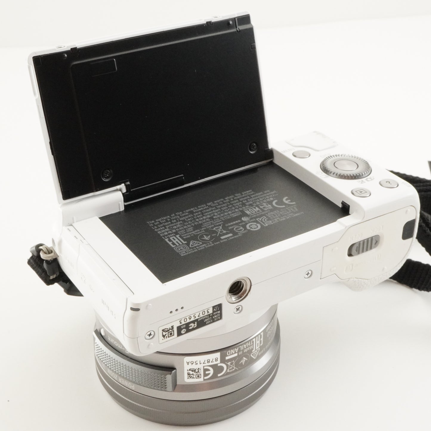 [2,777 Shots] SONY alpha a5100 ILCE-5100 White + 16-50mm +4GBSD from Japan #8877