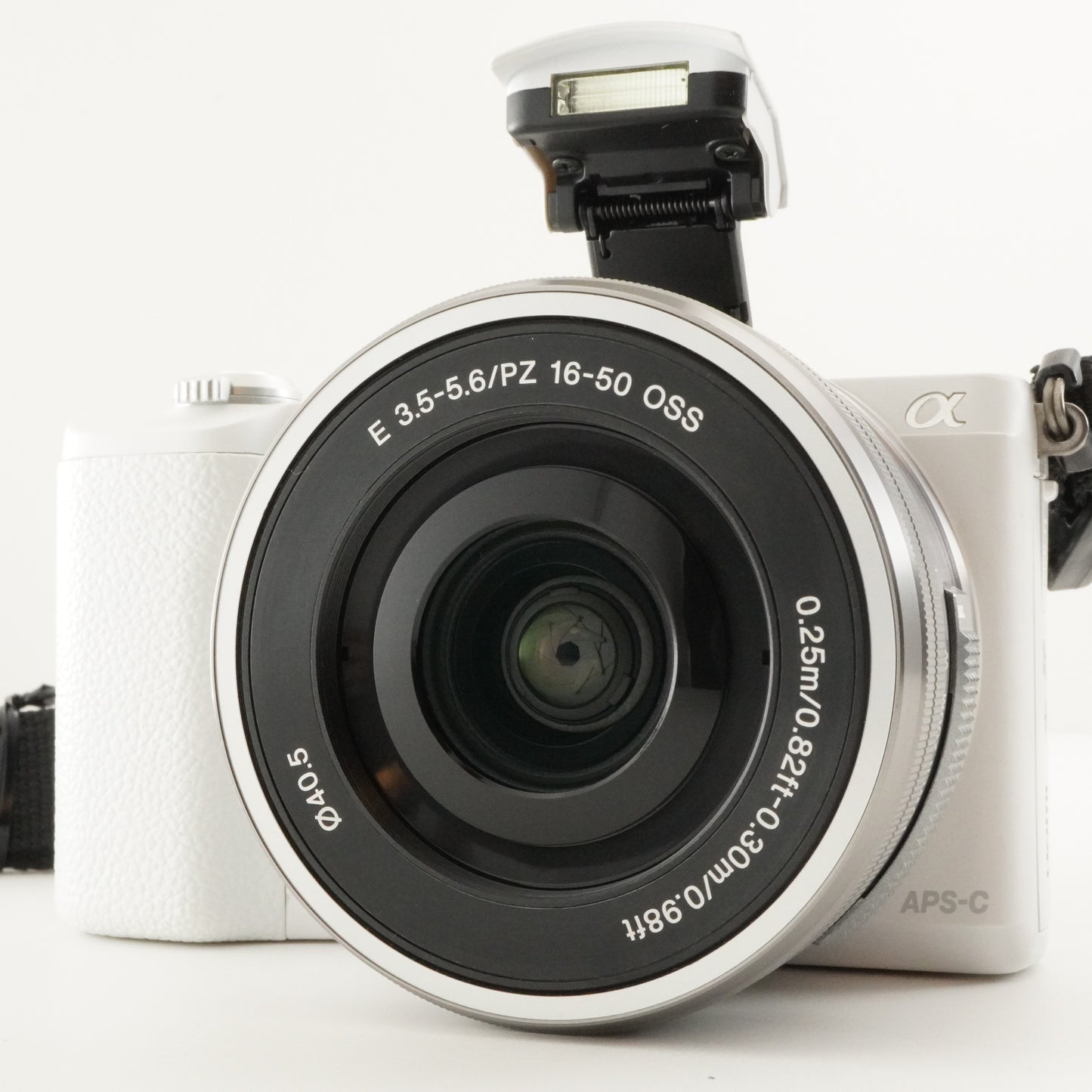 [2,777 Shots] SONY alpha a5100 ILCE-5100 White + 16-50mm +4GBSD from Japan #8877