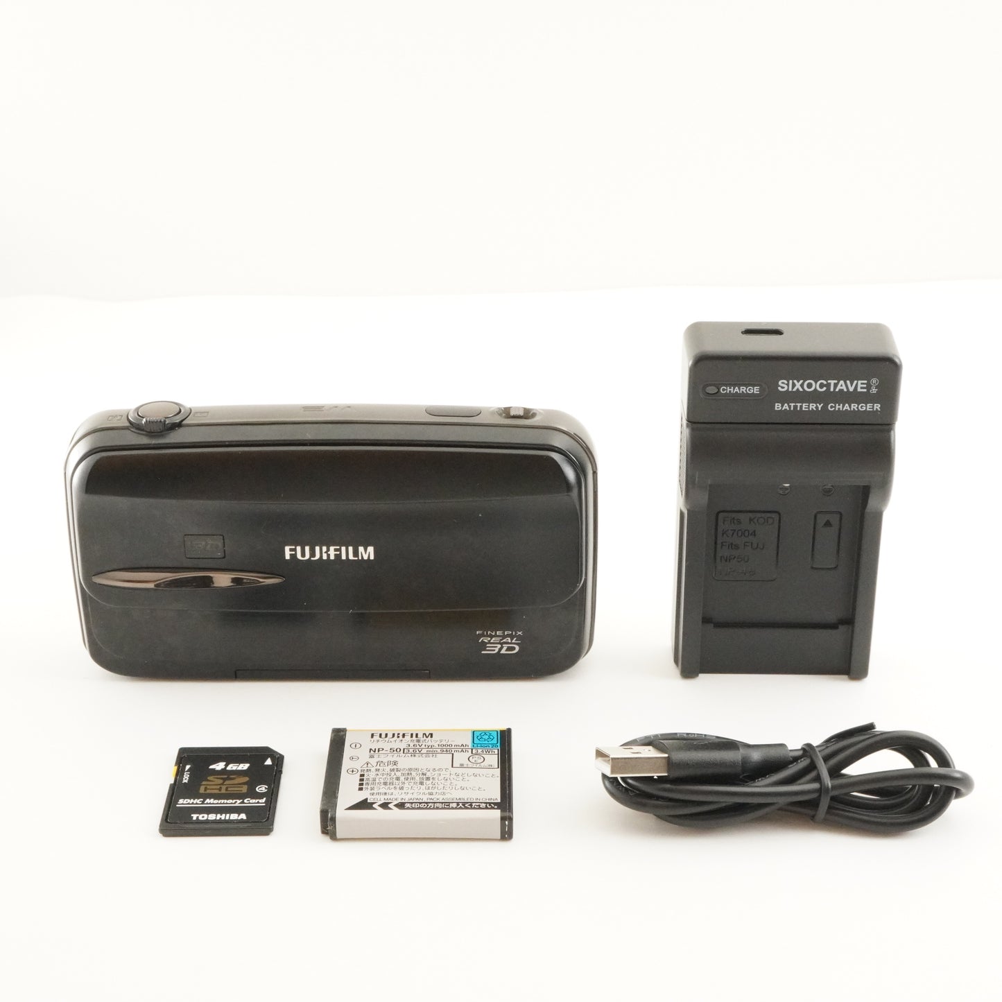 FUJIFILM FinePix REAL 3D W3 With 4GB SDHC Card Digital Camera from Japan #8880