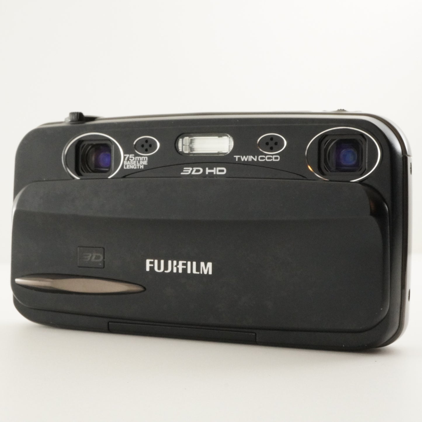 FUJIFILM FinePix REAL 3D W3 With 4GB SDHC Card Digital Camera from Japan #8880