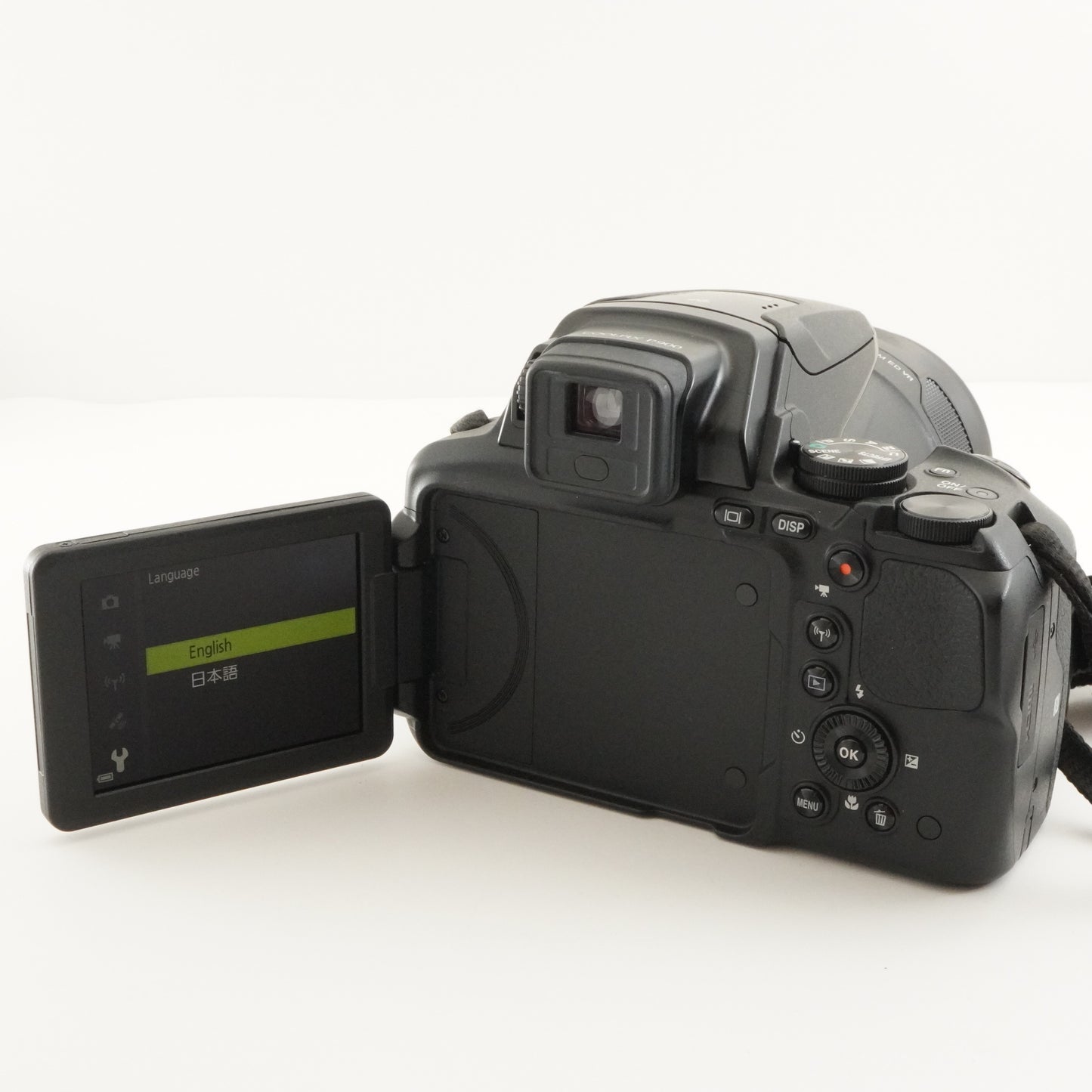 Nikon COOLPIX P900 Black In Box + 4GB SDHC Card Digital Camera from Japan #8888