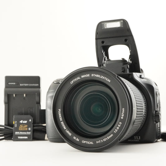 FUJIFILM FinePix S100FS With 4GB SDHC Card Digital Camera from Japan #8981