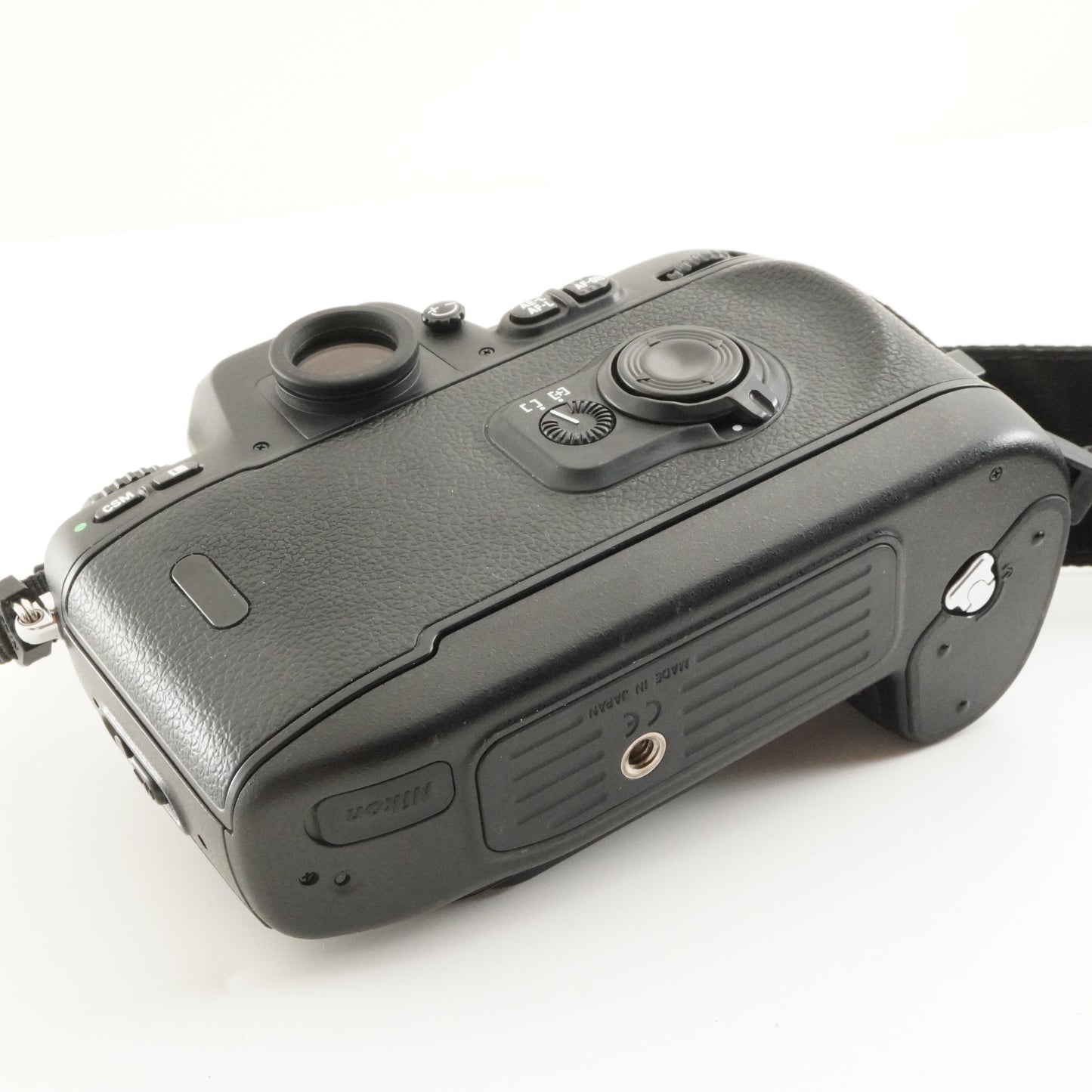 Nikon F100 + AF NIKKOR 50mm F1.4 + AF NIKKOR 35-70mm F3.3-4.5 from Japan #9221