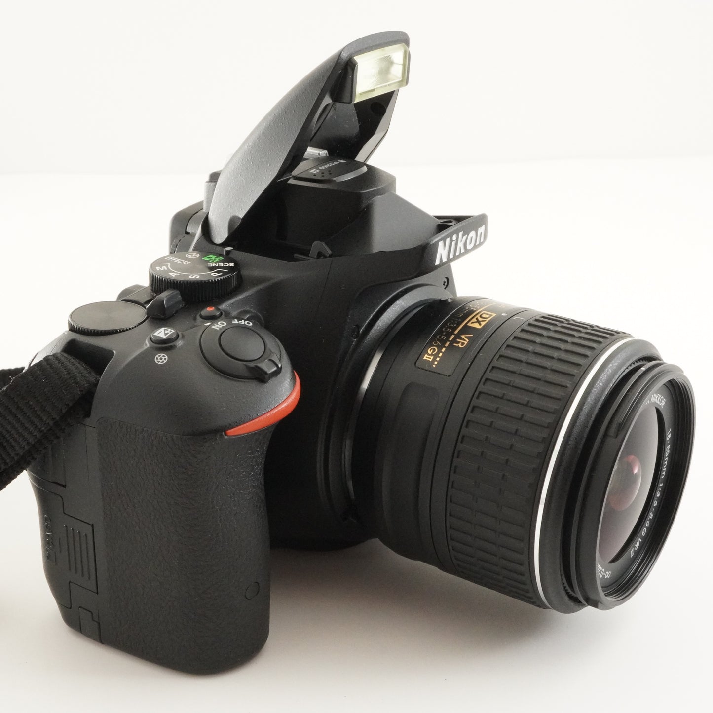 [3,346 Shots] Nikon D5500 + AF-S 18-55mm G II VR In Box from Japan #9484