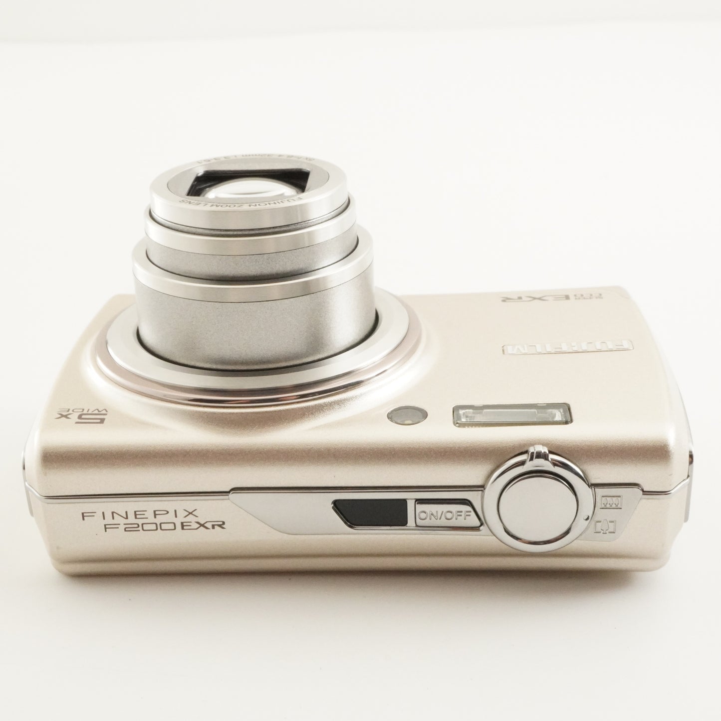 FUJIFILM FinePix F200 EXR Silver + 4GB SDHC Card Digital Camera from Japan #9848