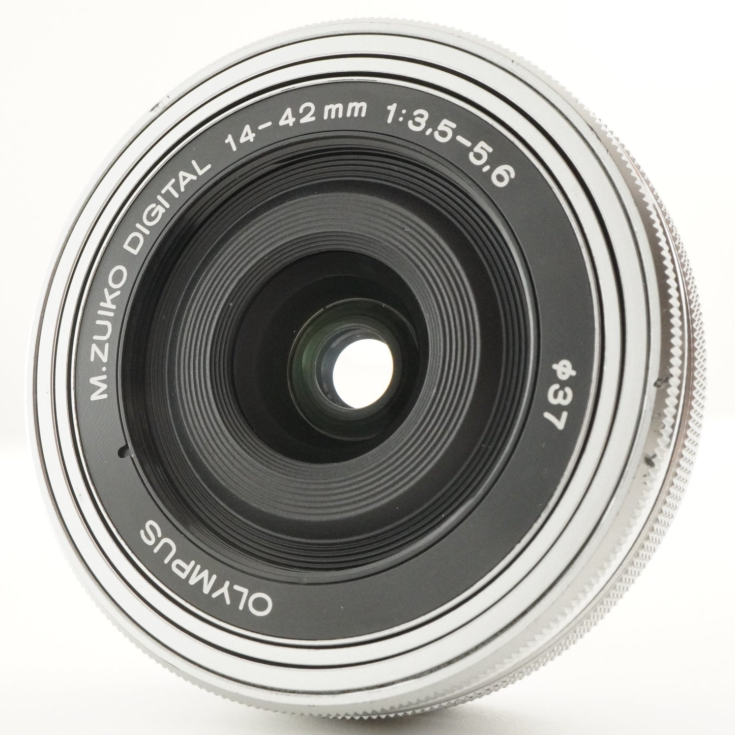 [3,557 Shots] OLYMPUS OM-D E-M5 II Silver + M.Zuiko 14-42mm EZ from Japan #9910