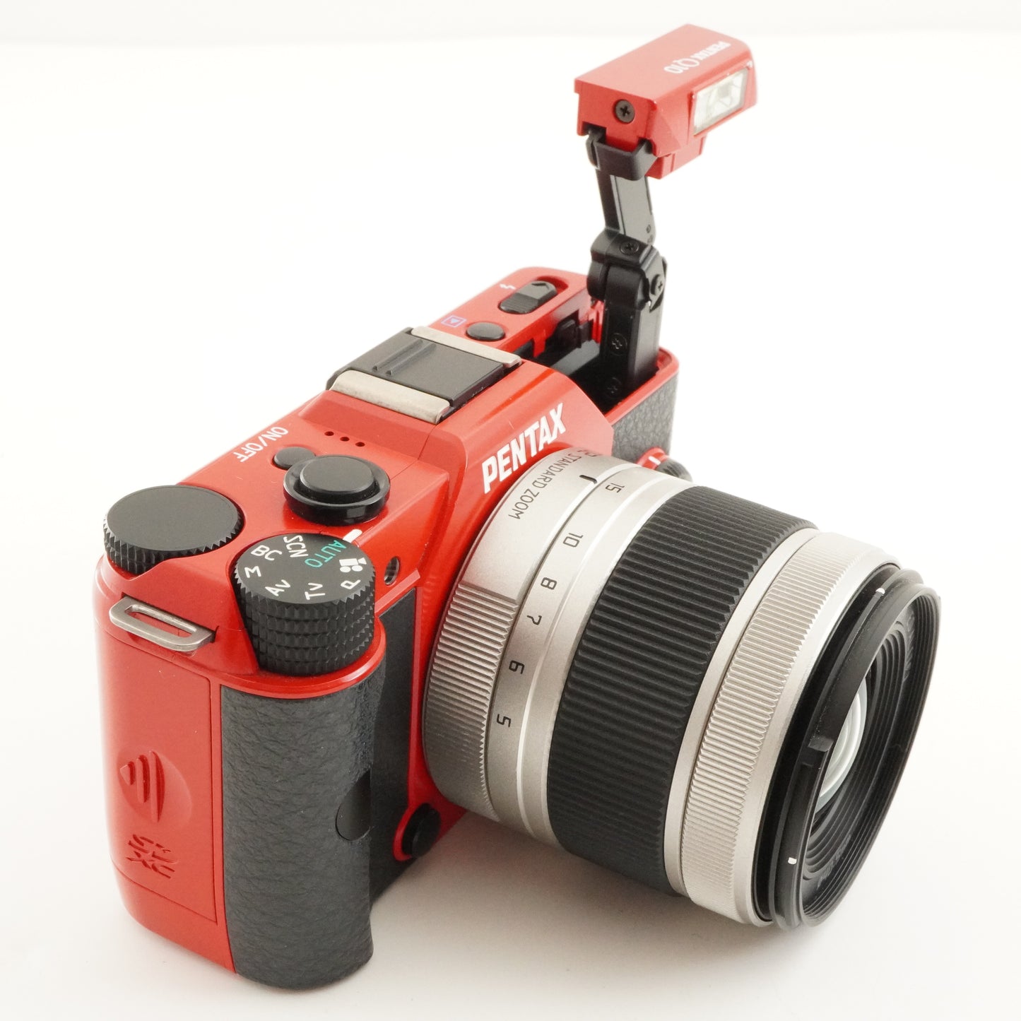 [2,908 Shots] PENTAX Q10 Red + 02 5-15mm +4GB SDHC Card +Case from Japan #9941
