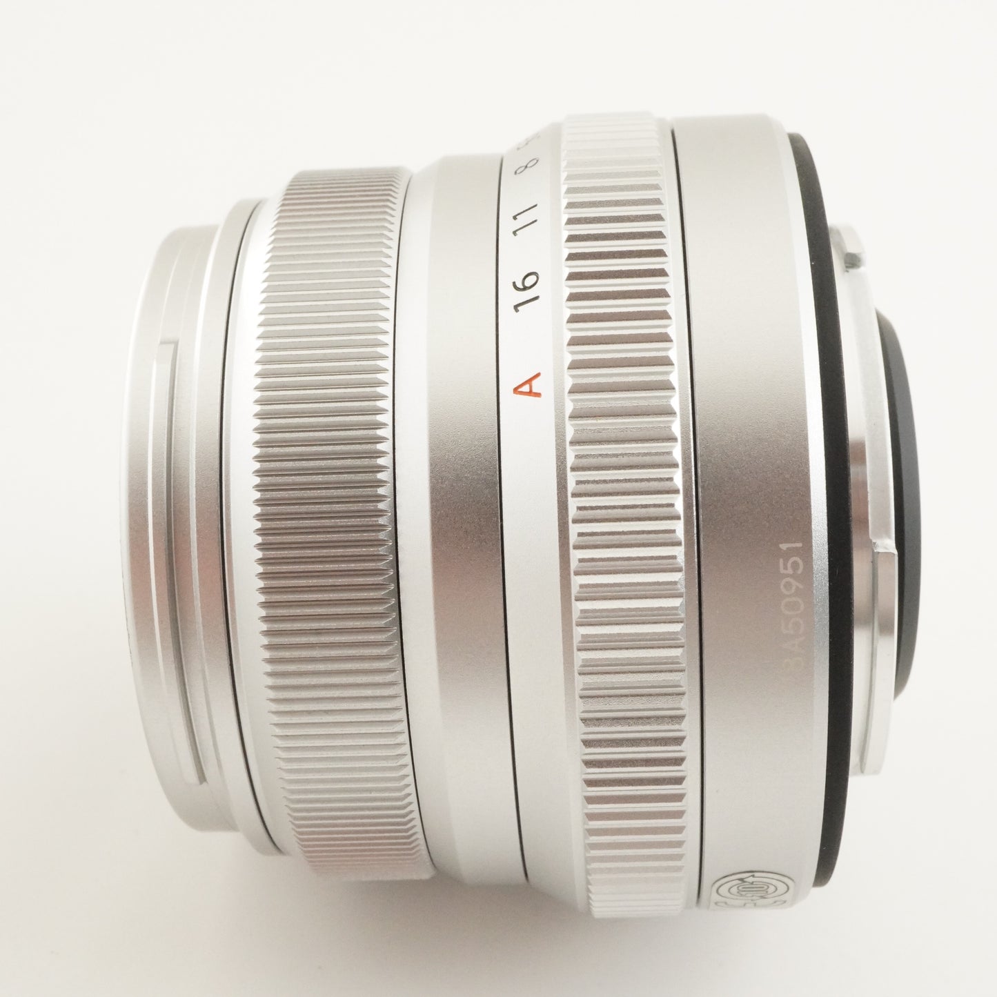 FUJIFILM FUJINON XF 35mm F2 R WR Silver In Box AF Prime Lens from Japan #9952