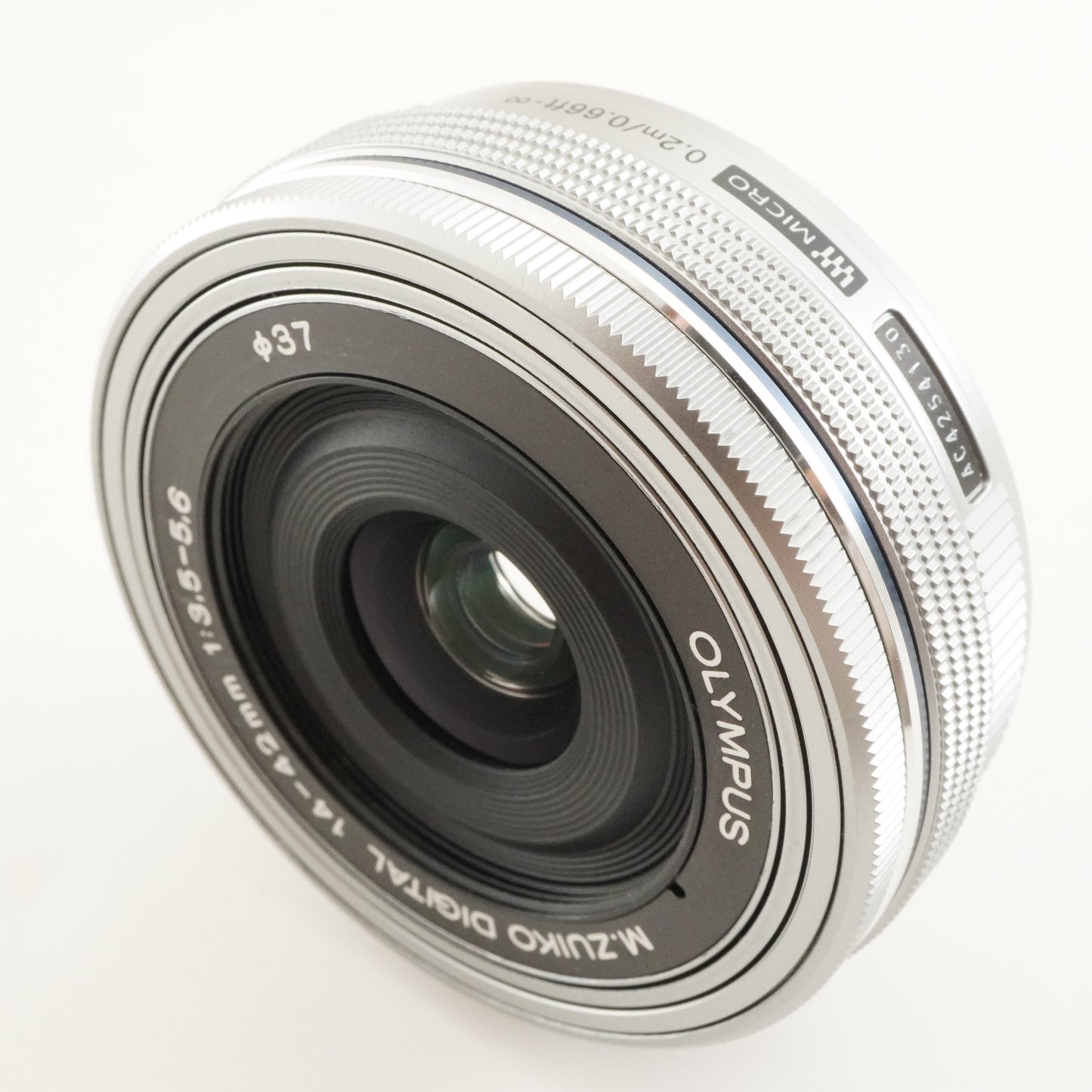[1,111 Shots] OLYMPUS OM-D E-M10 + 14-42mm + Camera Grip ECG-1 from Japan #9957