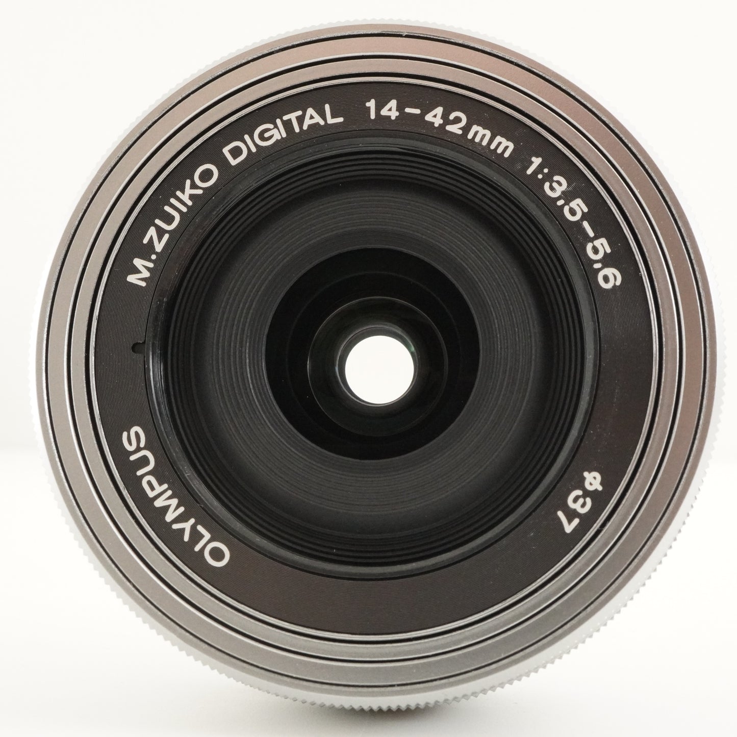 [1,111 Shots] OLYMPUS OM-D E-M10 + 14-42mm + Camera Grip ECG-1 from Japan #9957