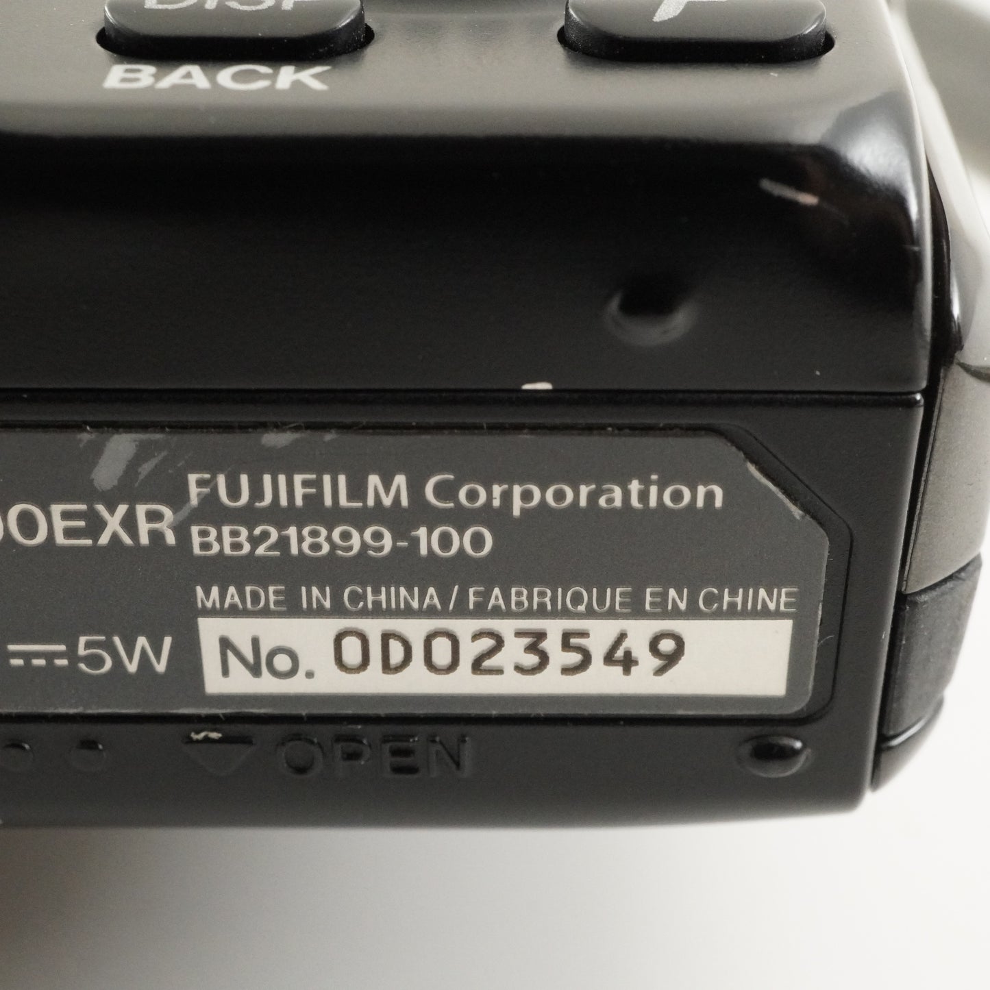 FUJIFILM FinePix F300 EXR Black In Box With 4GB SDHC Card from Japan #8590