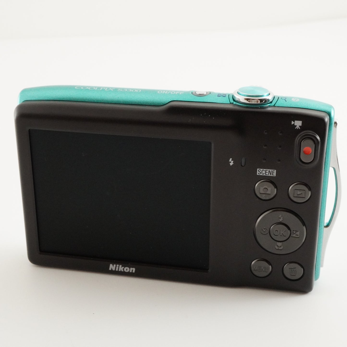 Nikon COOLPIX S3300 Green In Box + 4GB SDHC Card Digital Camera from Japan #3786
