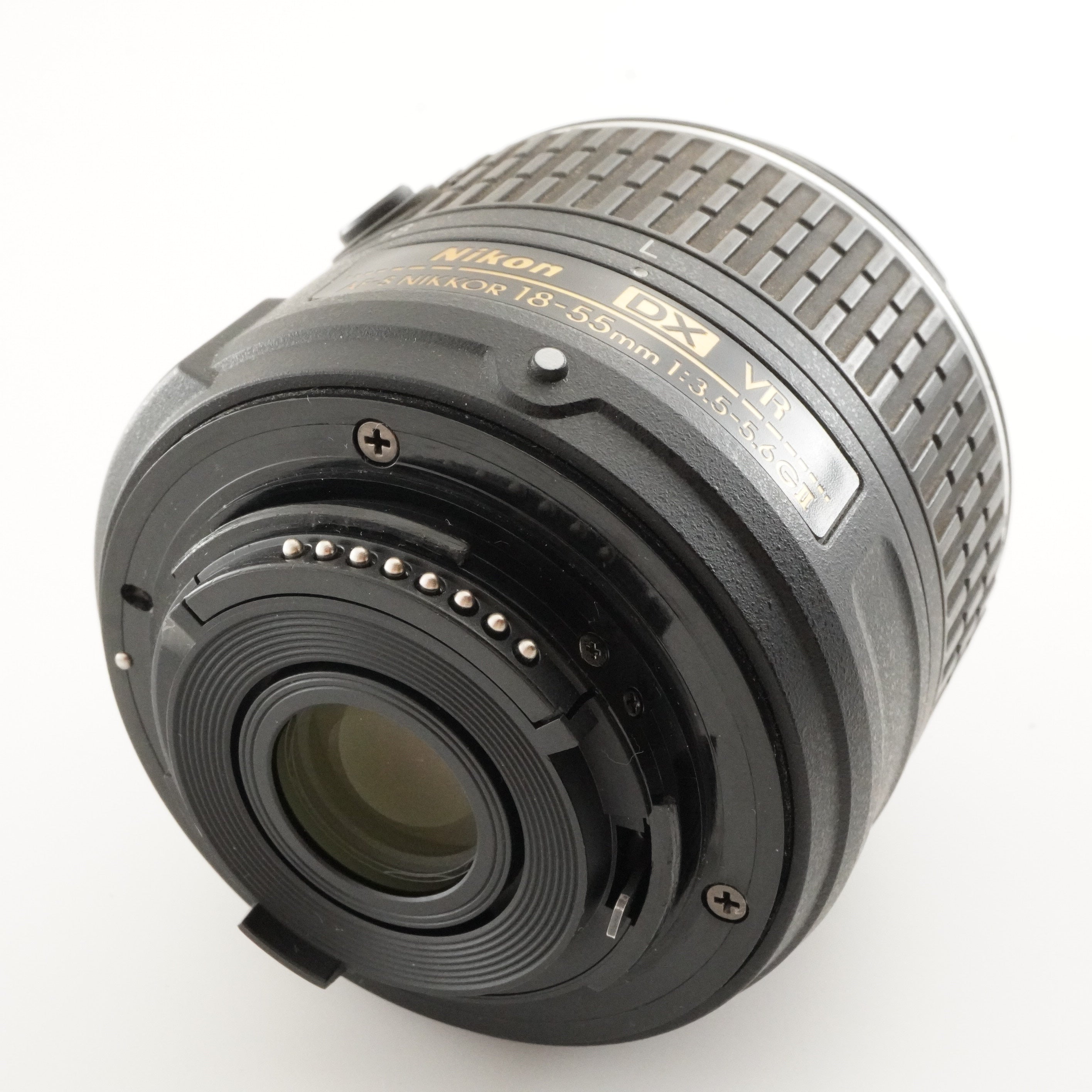 S/C 4,100] Nikon D5300 + AF-S 18-55mm F3.5-5.6 G II VR In Box from