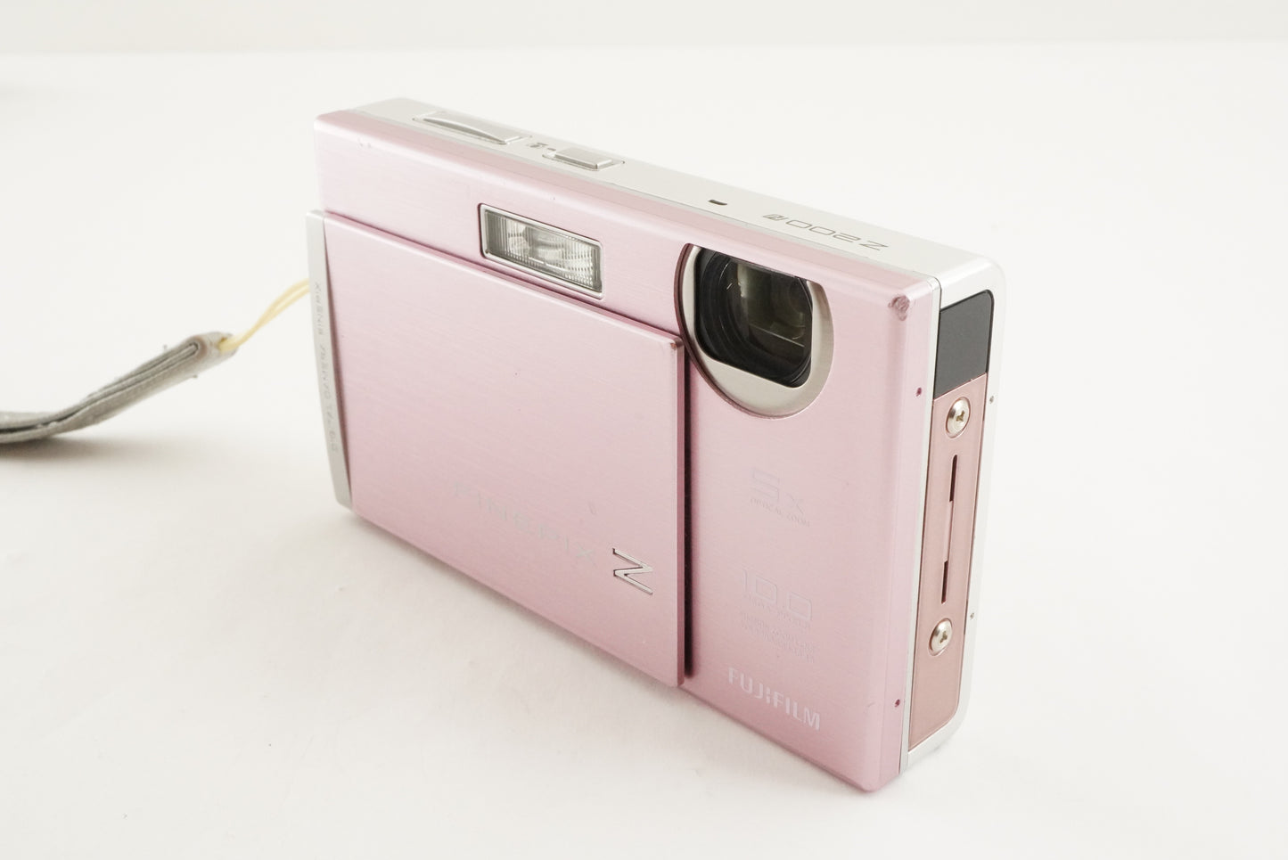 FUJIFILM FINEPIX Z200fd Pink With 4GB SDHC Card Digital Camera from Japan #2197