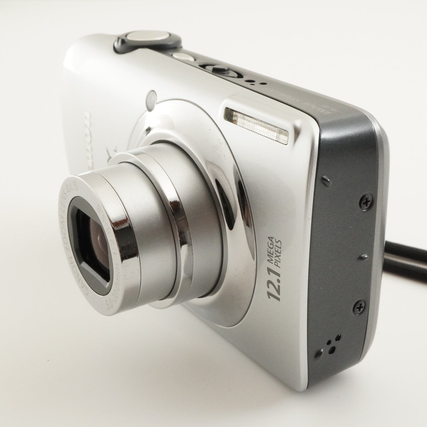 Canon IXY DIGITAL 510 IS Silver With 4GB SDHC Card from Japan #7241