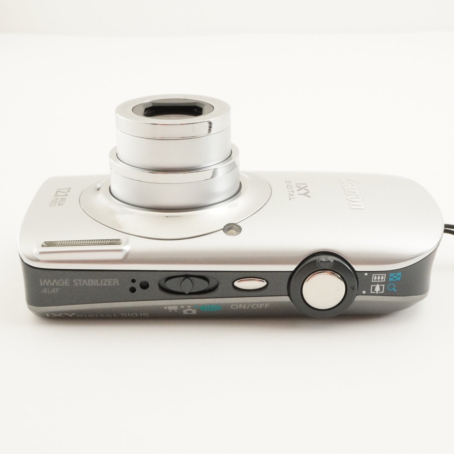 Canon IXY DIGITAL 510 IS Silver With 4GB SDHC Card from Japan #7241