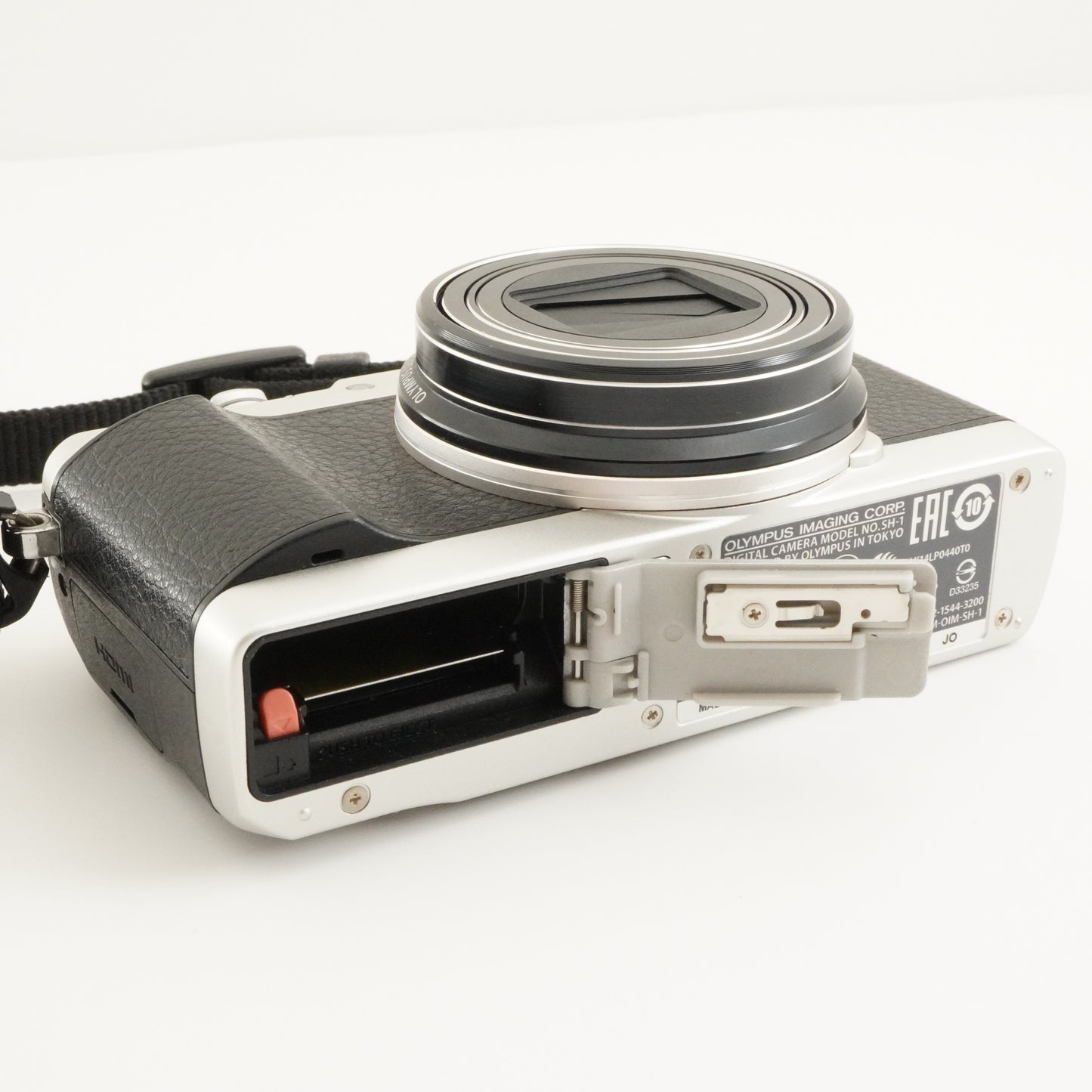 OLYMPUS STYLUS SH-1 Silver With 4GB SDHC Card Digital Camera from Japan #7222