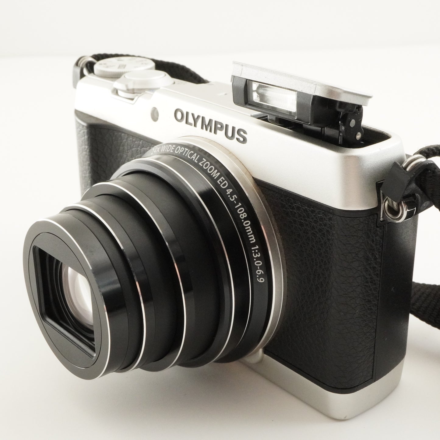 OLYMPUS STYLUS SH-1 Silver With 4GB SDHC Card Digital Camera from Japan #7222
