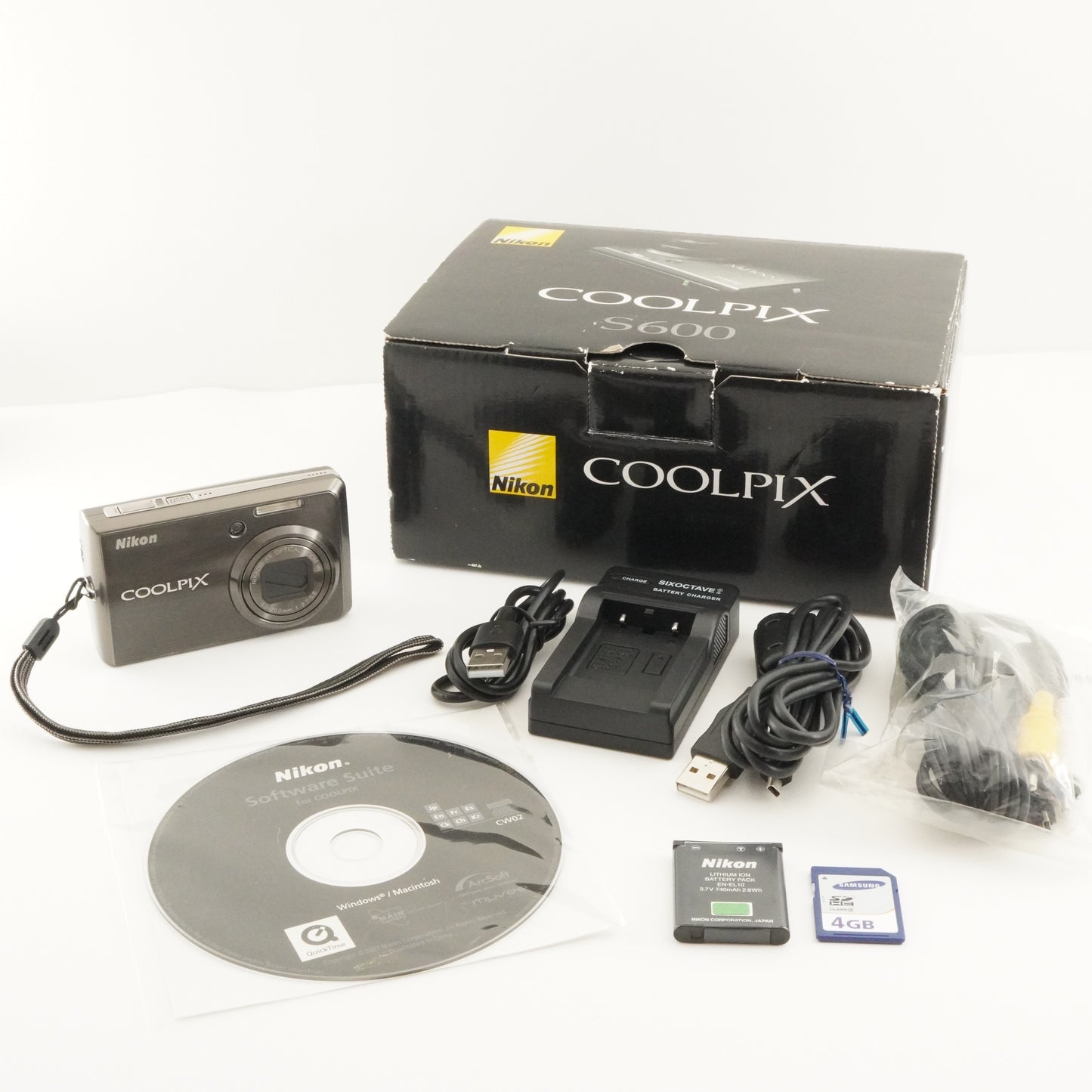 Nikon COOLPIX S600 Black In Box With 4GB SDHC Card from Japan #7217