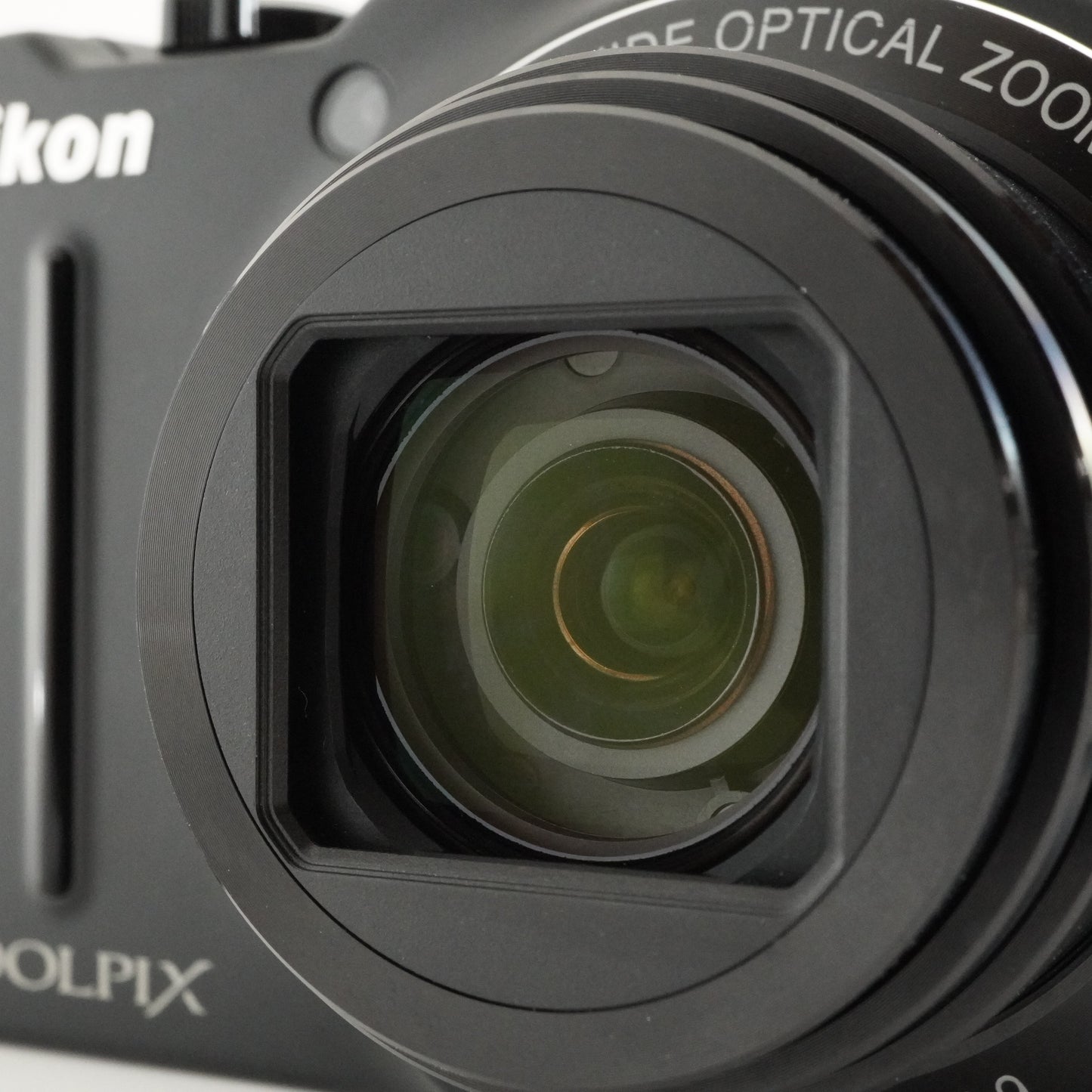 Nikon COOLPIX S8200 Black In Box With 4GB SDHC Card from Japan #4008