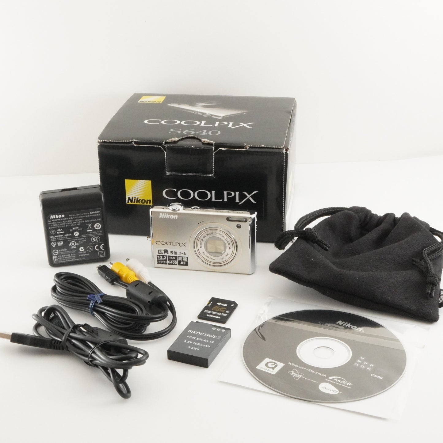 Nikon COOLPIX S640 Silver With 4GB SDHC Card Digital Camera from Japan #4047
