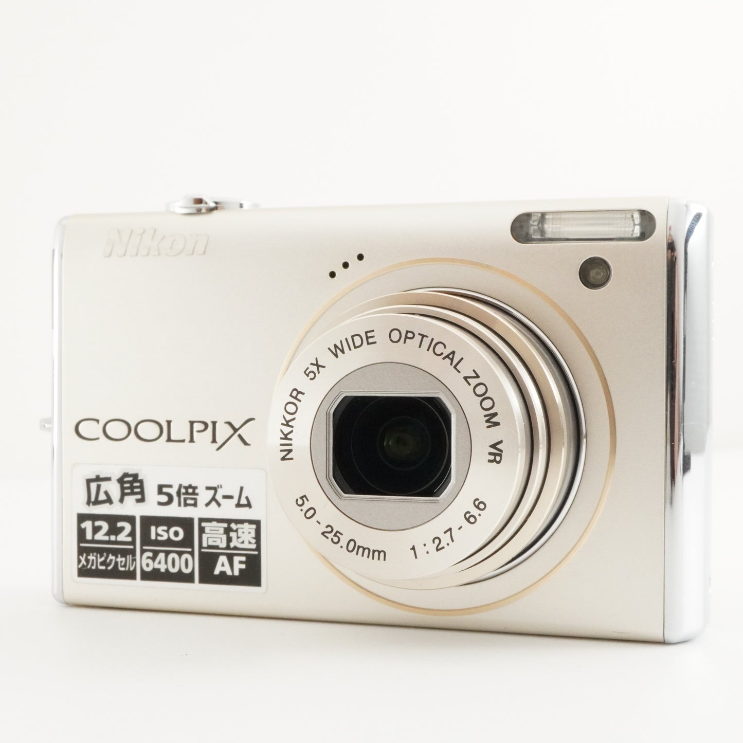 Nikon COOLPIX S640 Silver With 4GB SDHC Card Digital Camera from Japan #4047