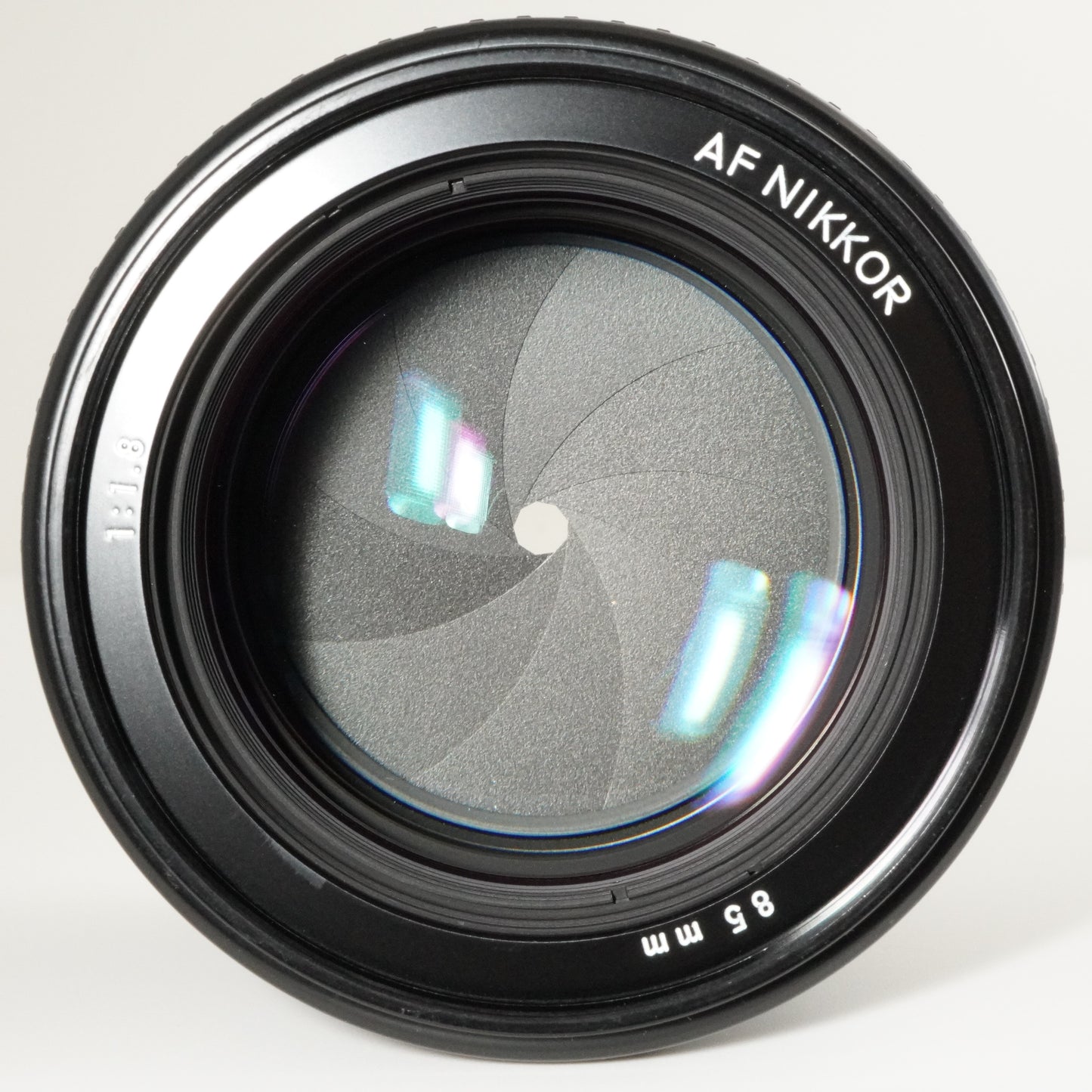 Nikon AF NIKKOR 85mm F1.8 AF Portrait Lens from Japan #7252