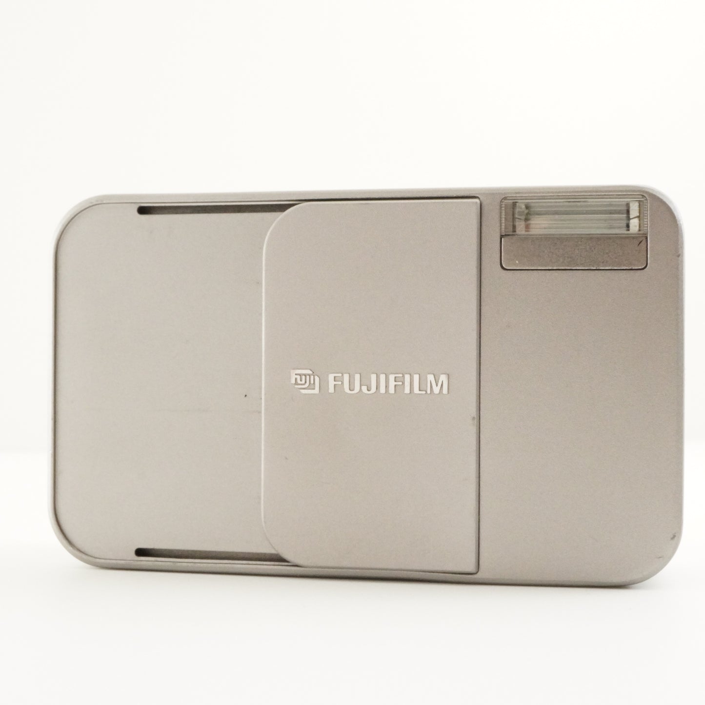FUJIFILM CARDIA mini TIARA Point & Shoot Film Camera from Japan #4991