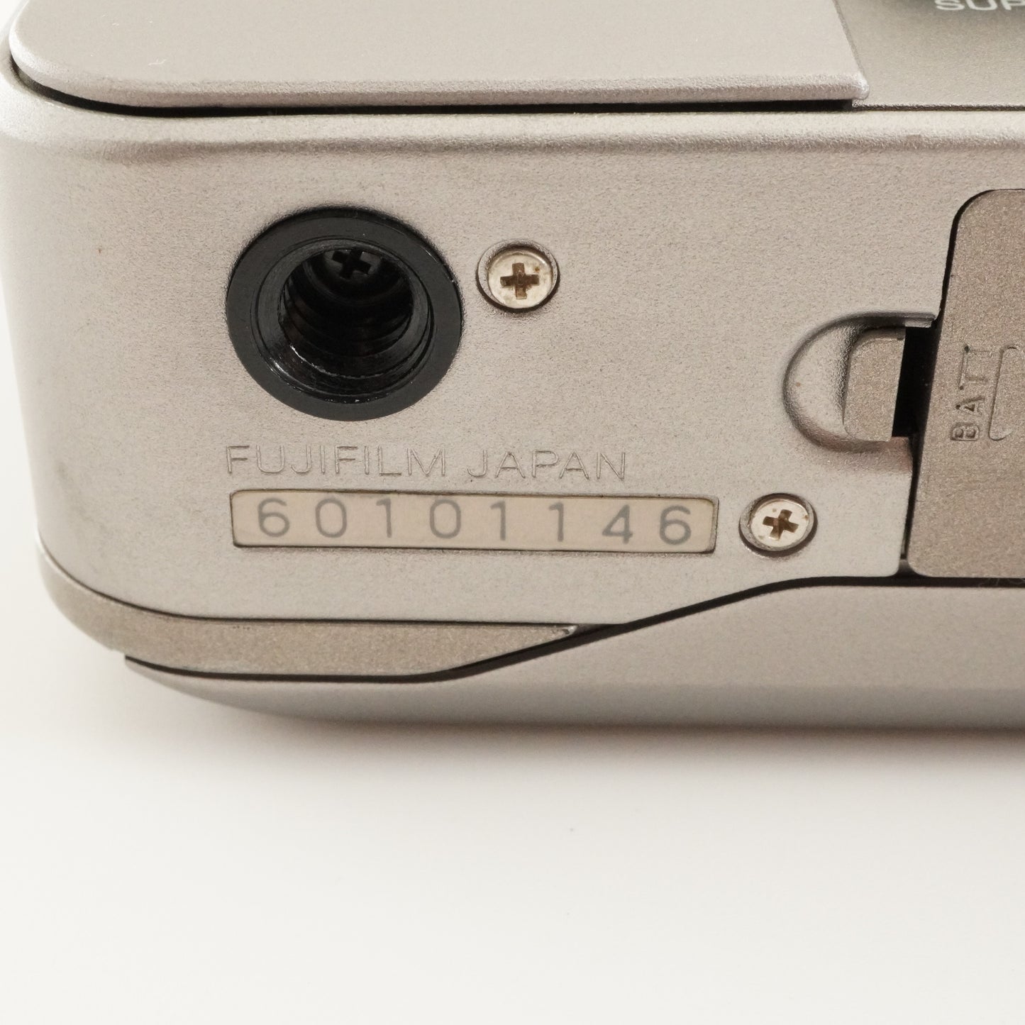 FUJIFILM CARDIA mini TIARA Point & Shoot Film Camera from Japan #4991