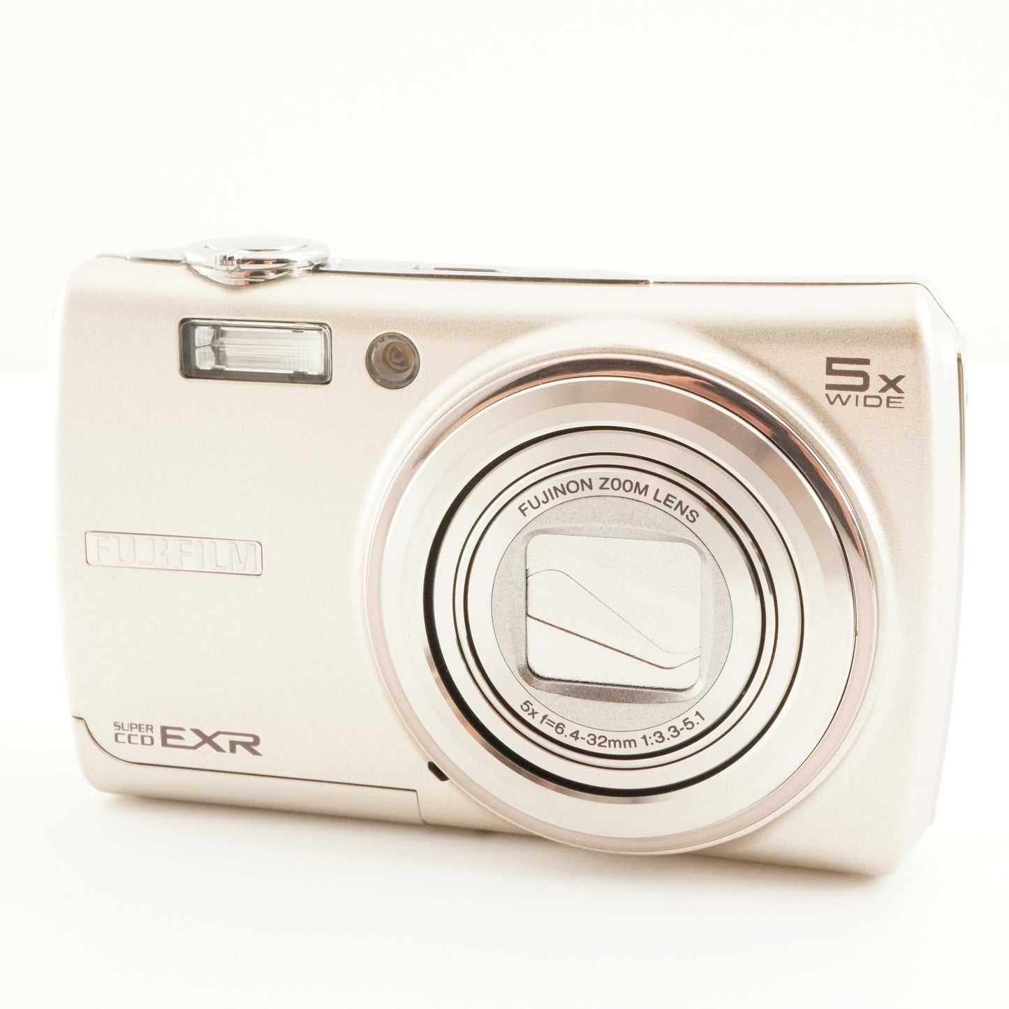 FUJIFILM FINEPIX F200 EXR Silver In Box With 4GB SDHC Card from Japan #6882