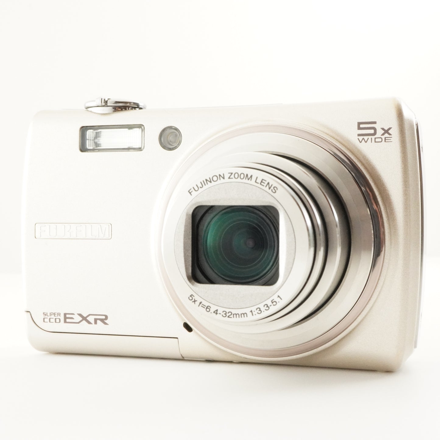 FUJIFILM FINEPIX F200 EXR Silver In Box With 4GB SDHC Card from Japan #6882