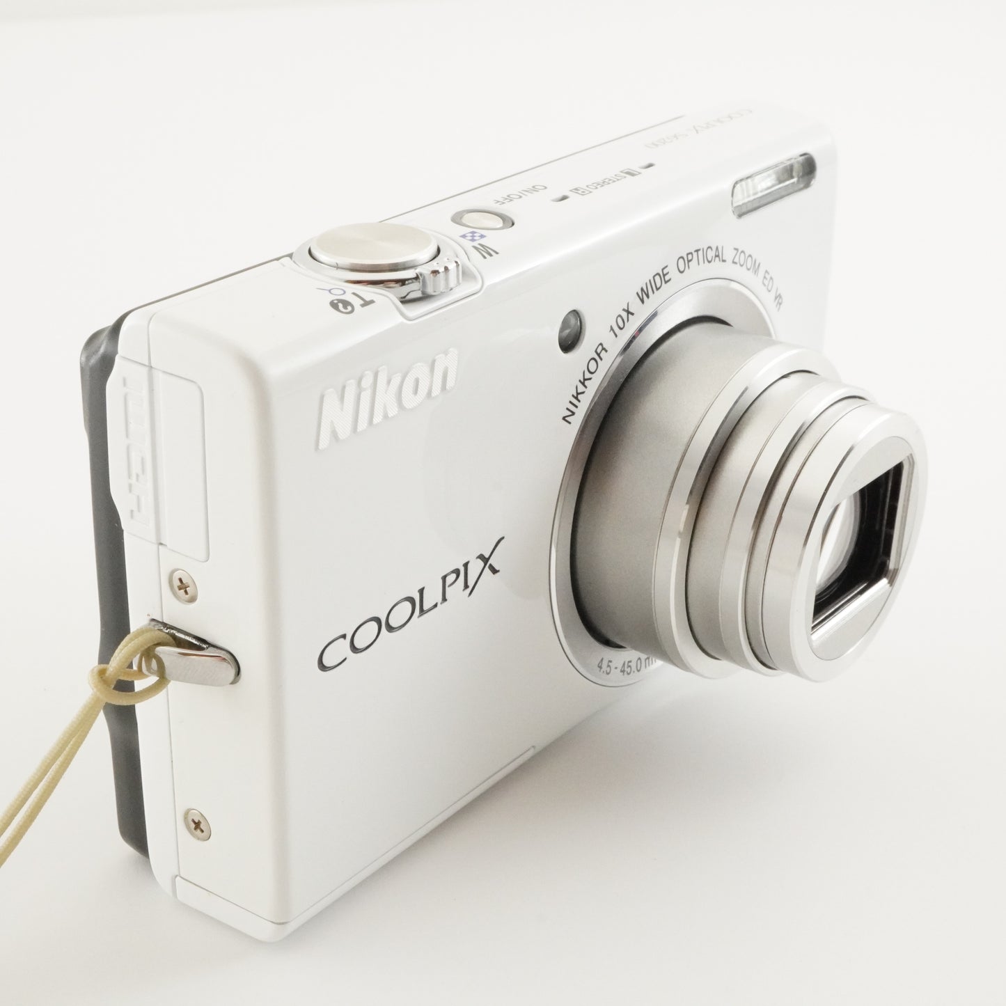 Nikon COOLPIX S6200 White With 4GB SDHC Card Digital Camera from Japan #3995