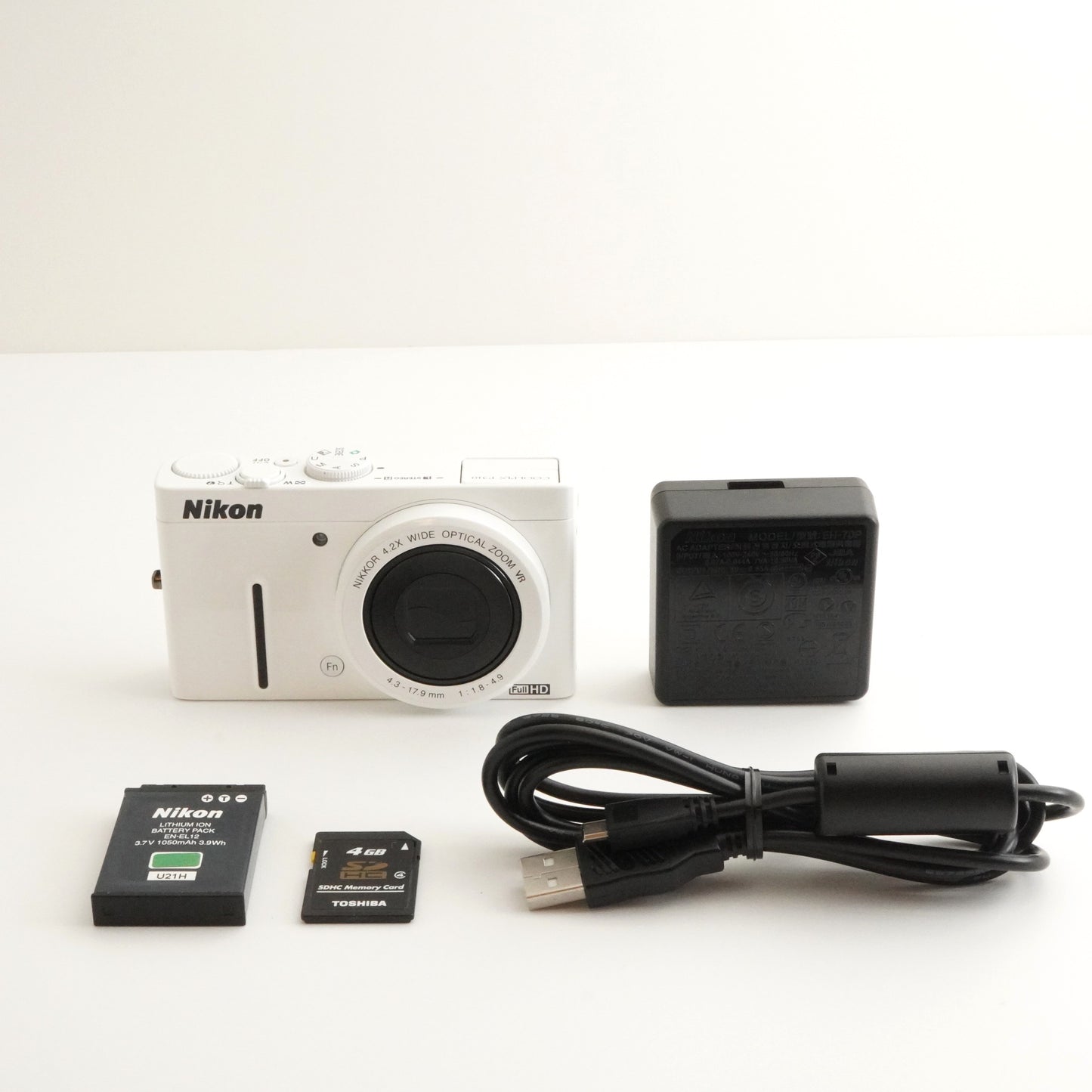 Nikon COOLPIX P310 White With 4GB SDHC Card Digital Camera from Japan #4120