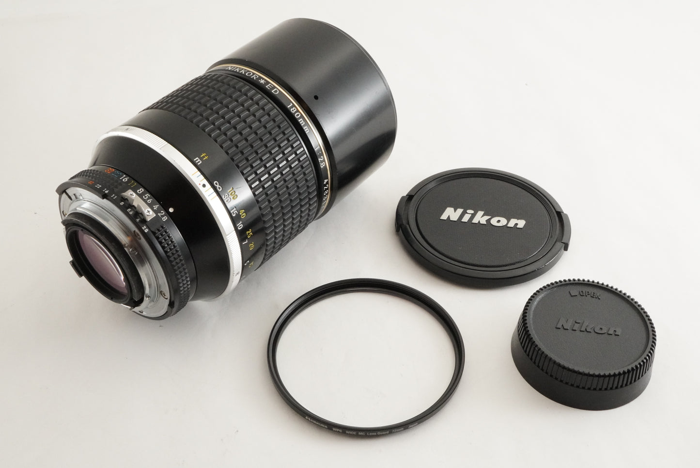 Nikon Ai-s NIKKOR ED 180mm F2.8 MF Telephoto Lens from Japan #2716