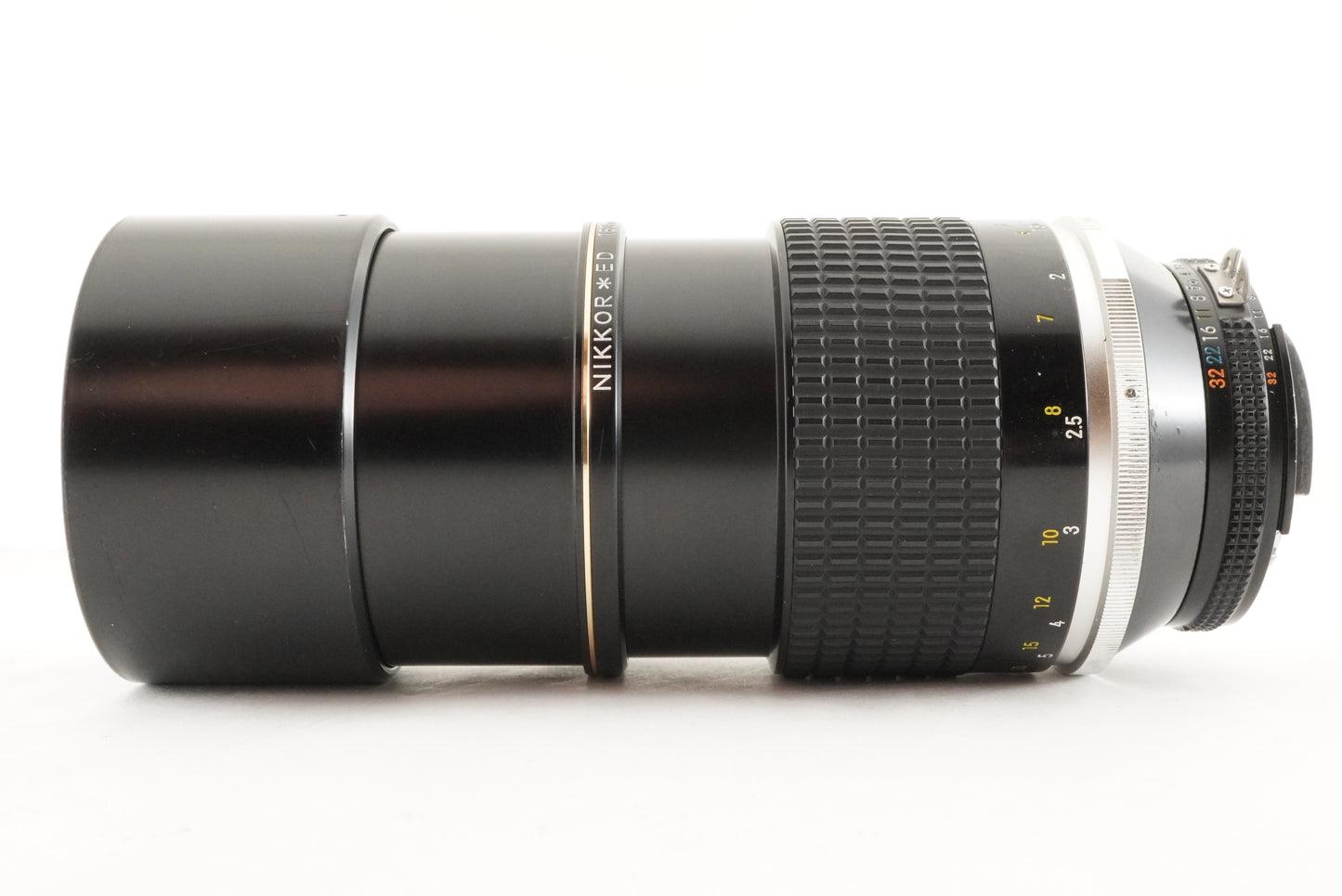 Nikon Ai-s NIKKOR ED 180mm F2.8 MF Telephoto Lens from Japan #2716